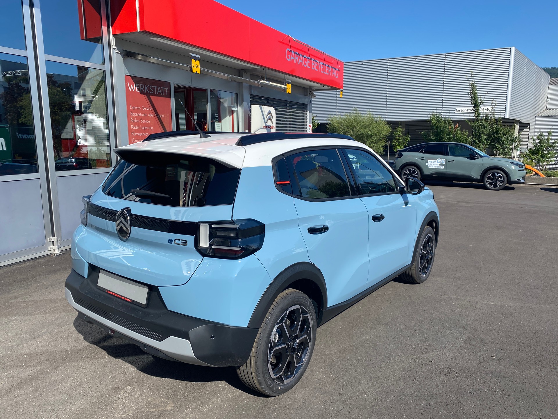 CITROEN e-C3 44kWh Max-image-3