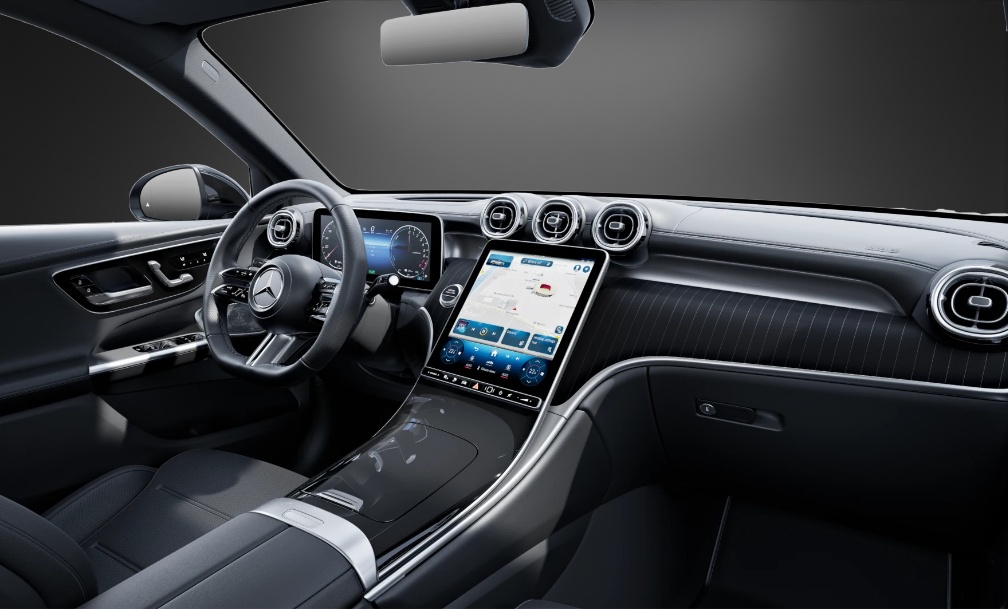 MERCEDES-BENZ GLC 300 e 4Matic 9G-Tronic-image-8