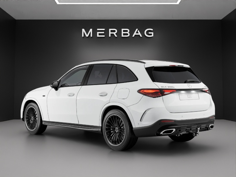 MERCEDES-BENZ GLC 300 e 4Matic 9G-Tronic-image-4