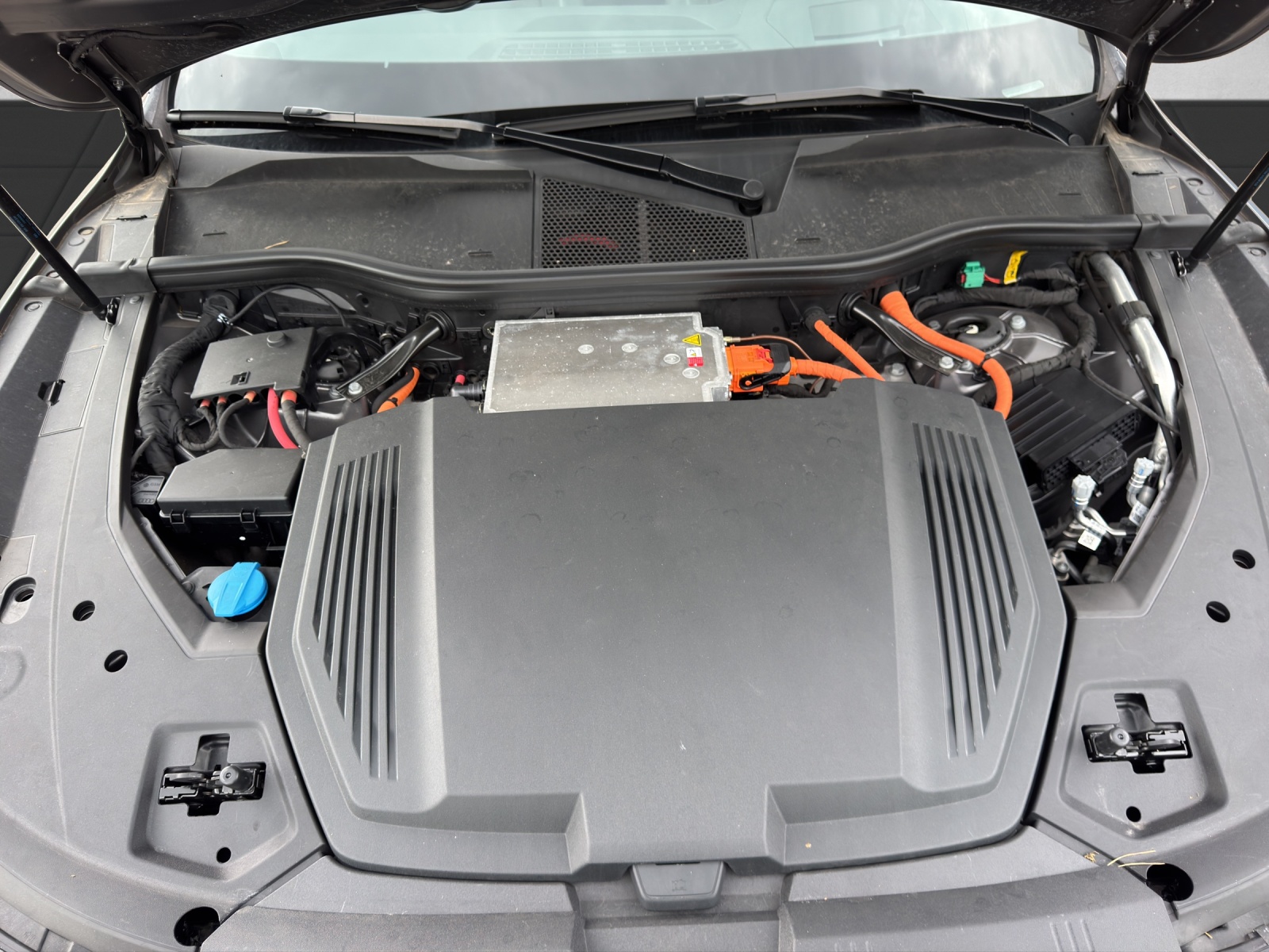 AUDI e-tron 50 Sportback Advanced quattro-image-18