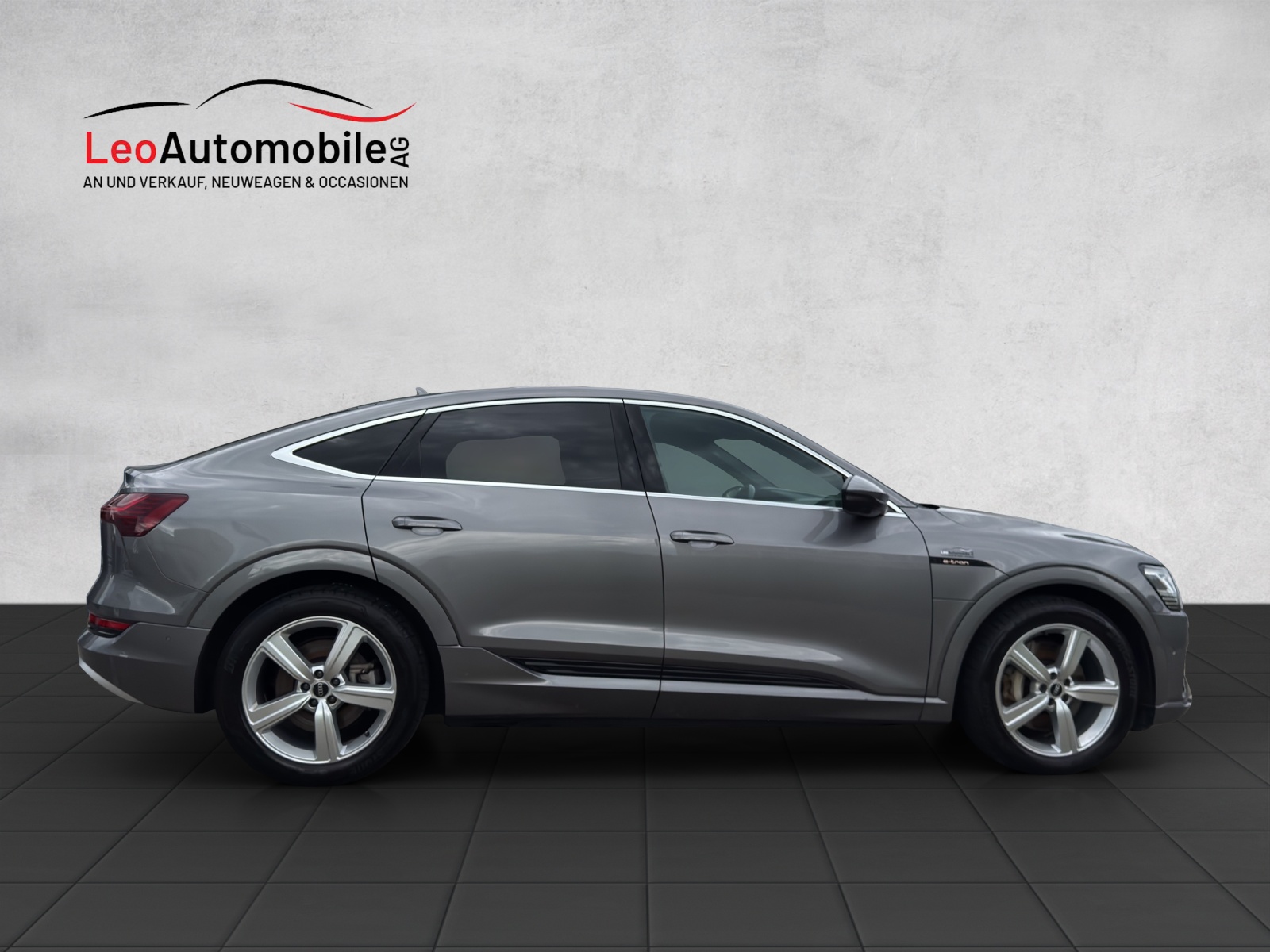 AUDI e-tron 50 Sportback Advanced quattro-image-5