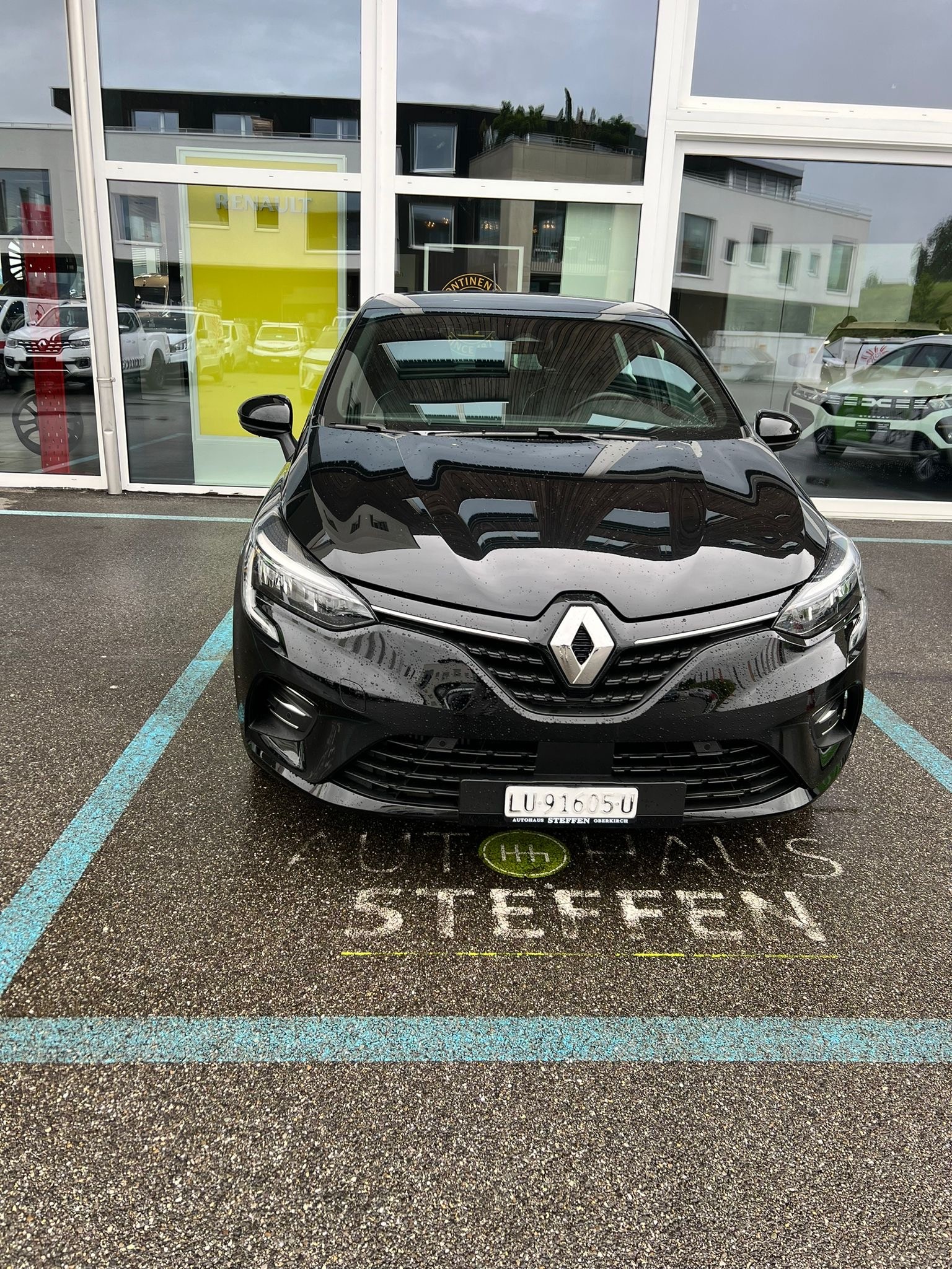RENAULT Clio 1.0 TCe Intens CVT