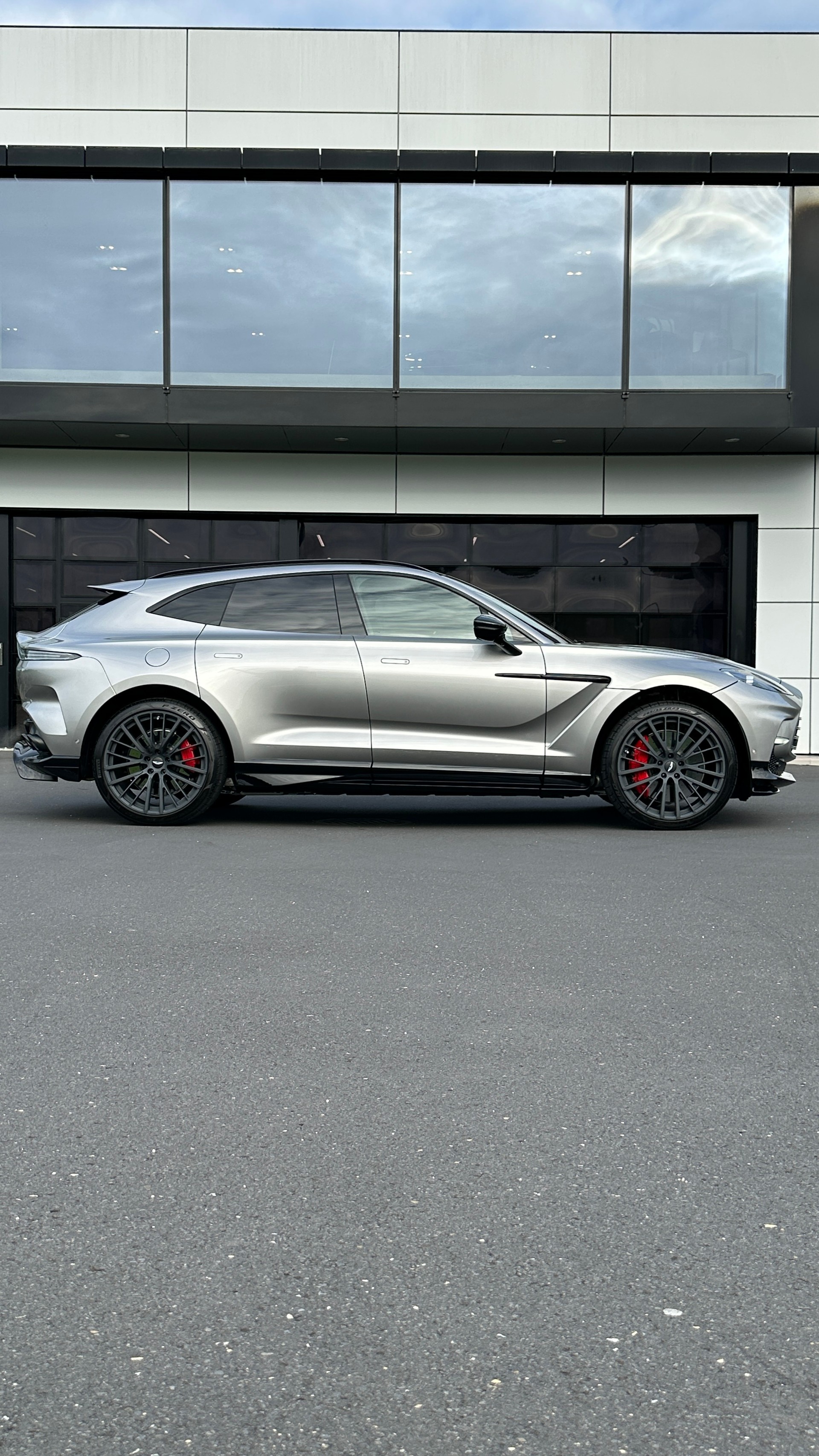 ASTON MARTIN 707 MY26-image-6