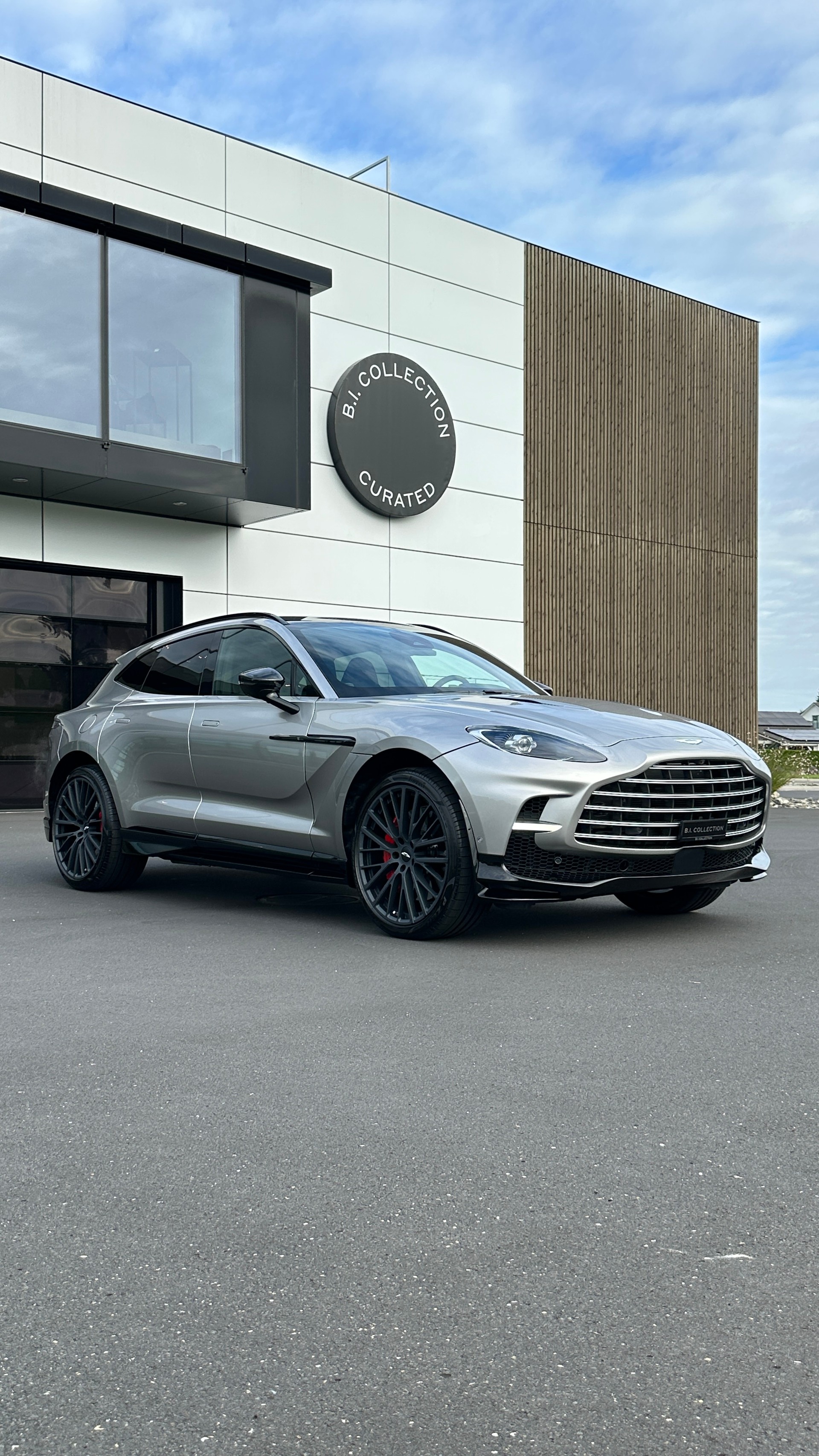 ASTON MARTIN 707 MY26-showroom-element-3