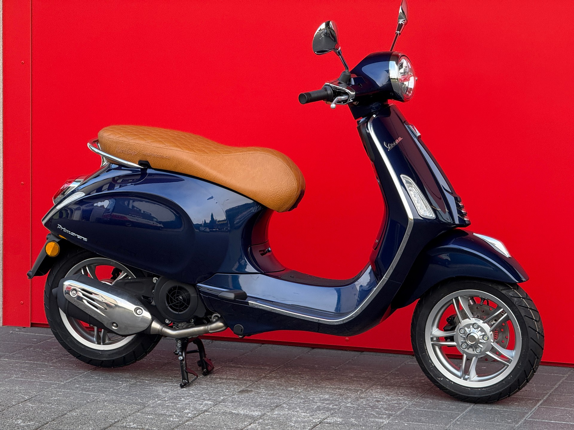 PIAGGIO Vespa 125 Primavera ABS Celebrate 40th-image-6