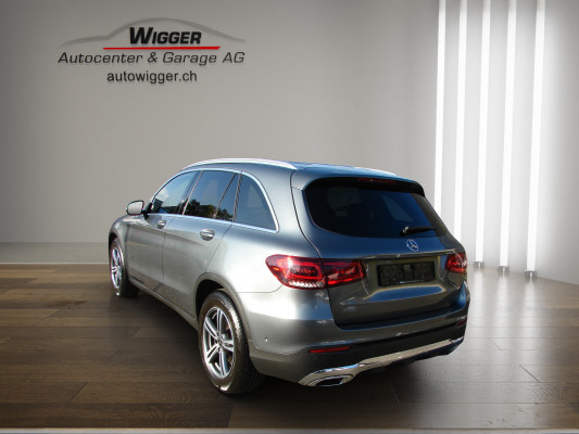 MERCEDES-BENZ GLC 200 4Matic-showroom-element-2
