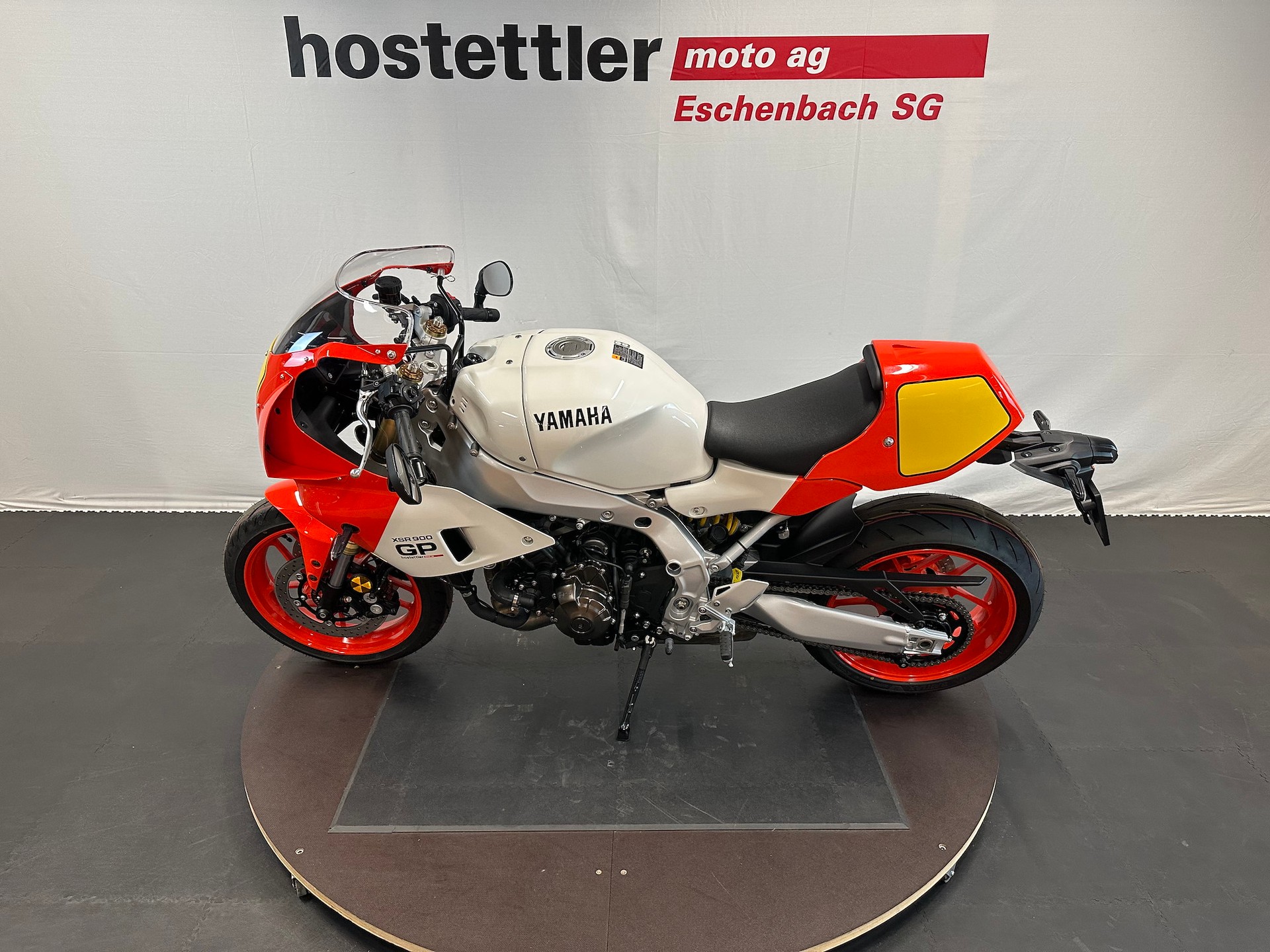 YAMAHA XSR 900 GP-image-3