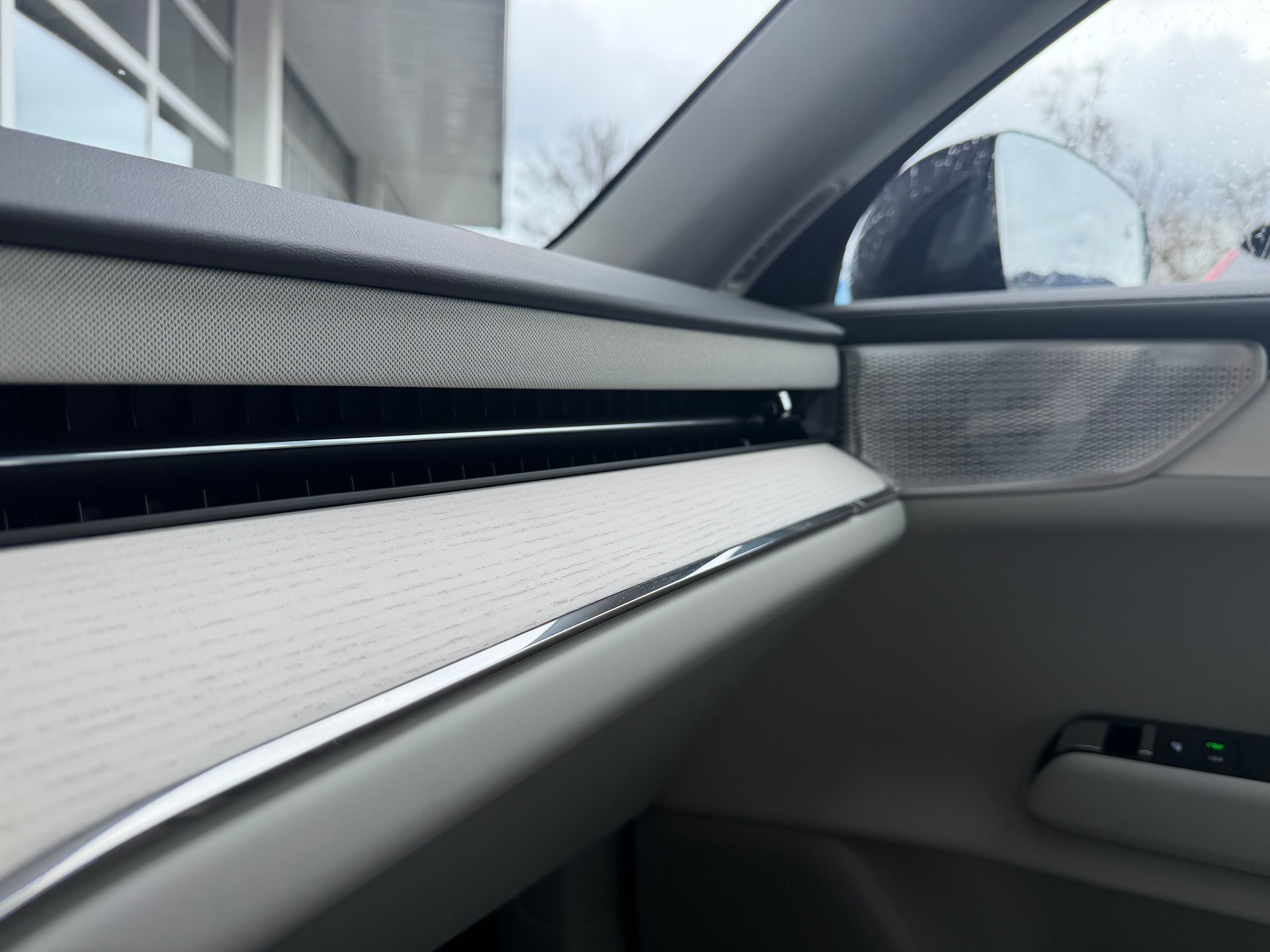 VOLVO ES90 Single Extended Range Ultra-image-13