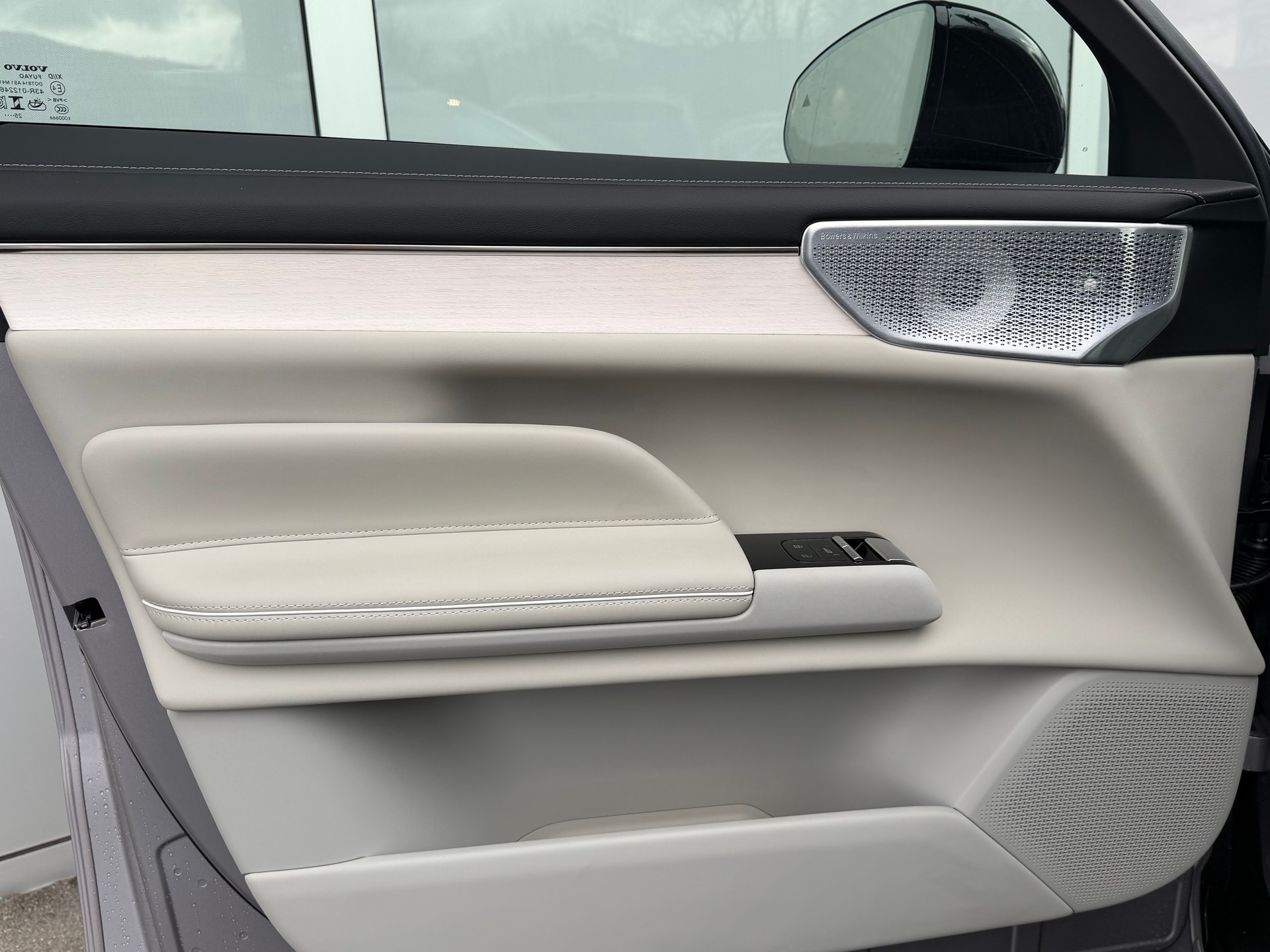 VOLVO ES90 Single Extended Range Ultra-image-12
