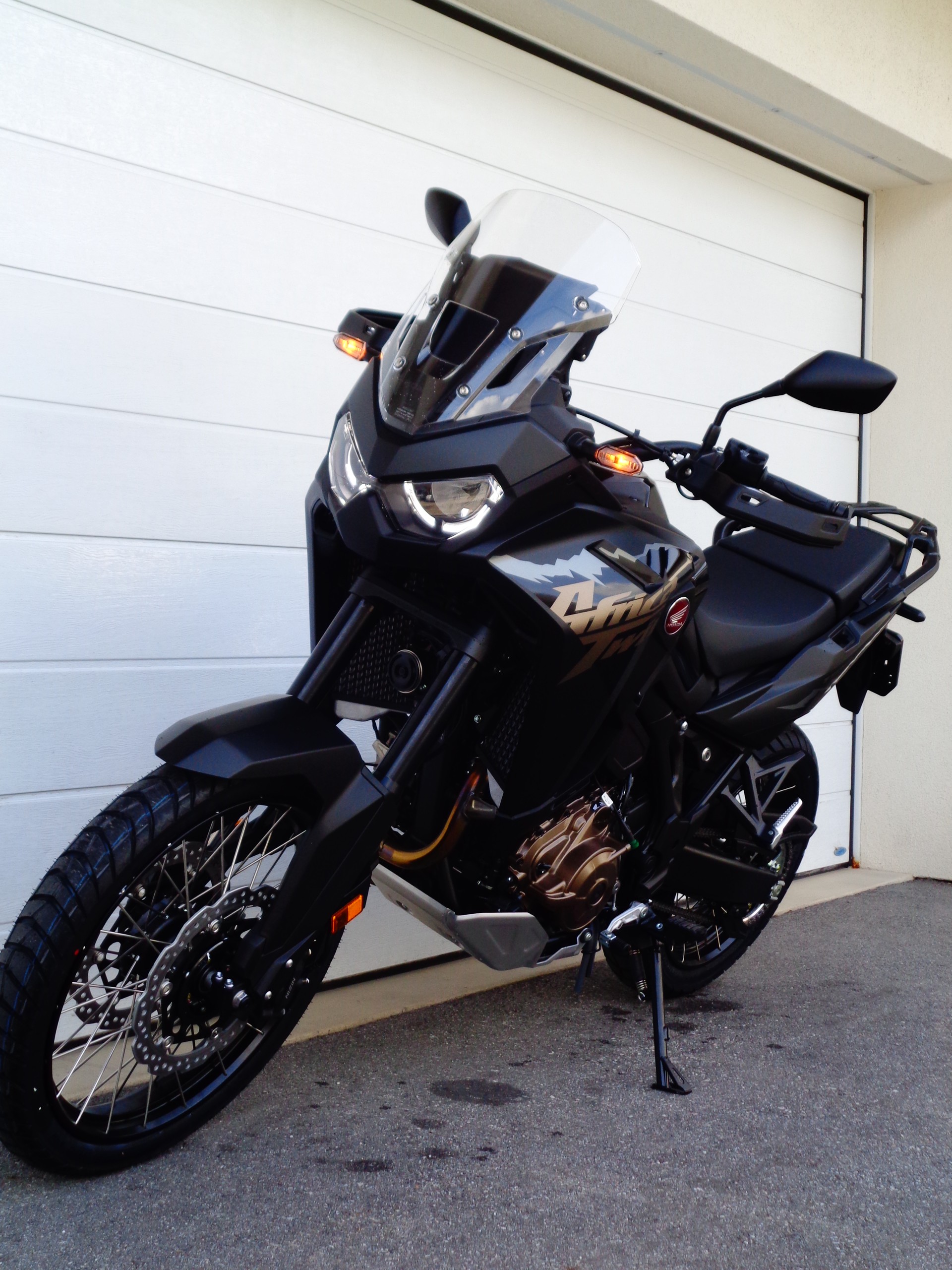 HONDA CRF 1100 Africa Twin-image-5