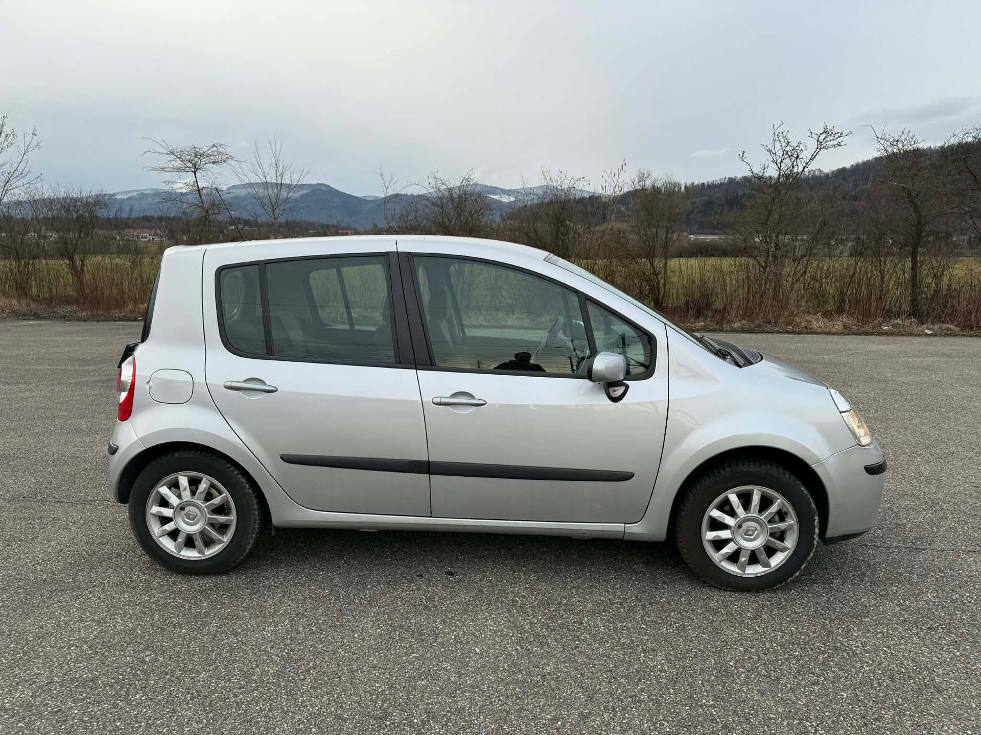 RENAULT Modus 1.6 16V Tech'Run-image-6