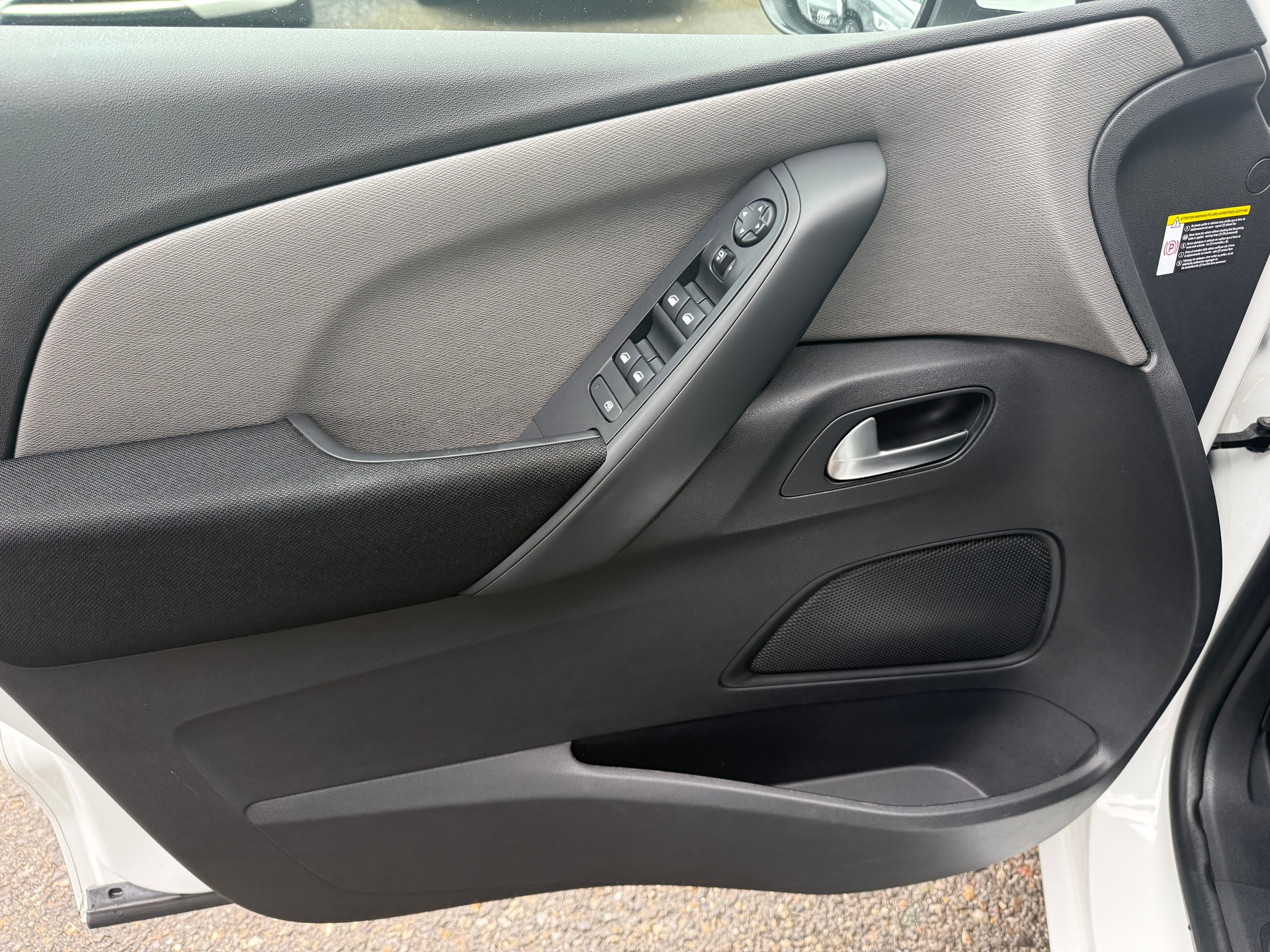 CITROEN C4 Picasso 1.2 Pure Tech Séduction-image-5