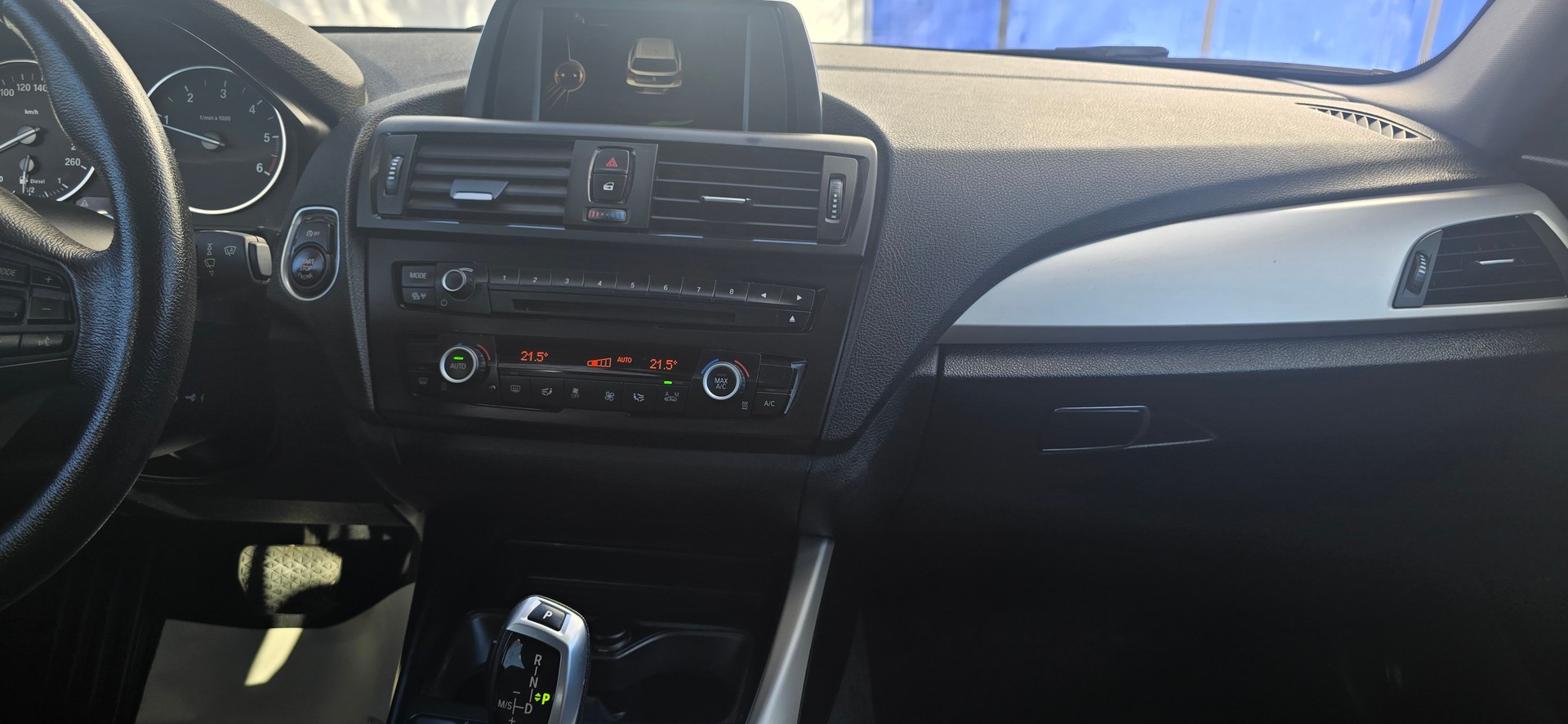 BMW 120d F20-image-12