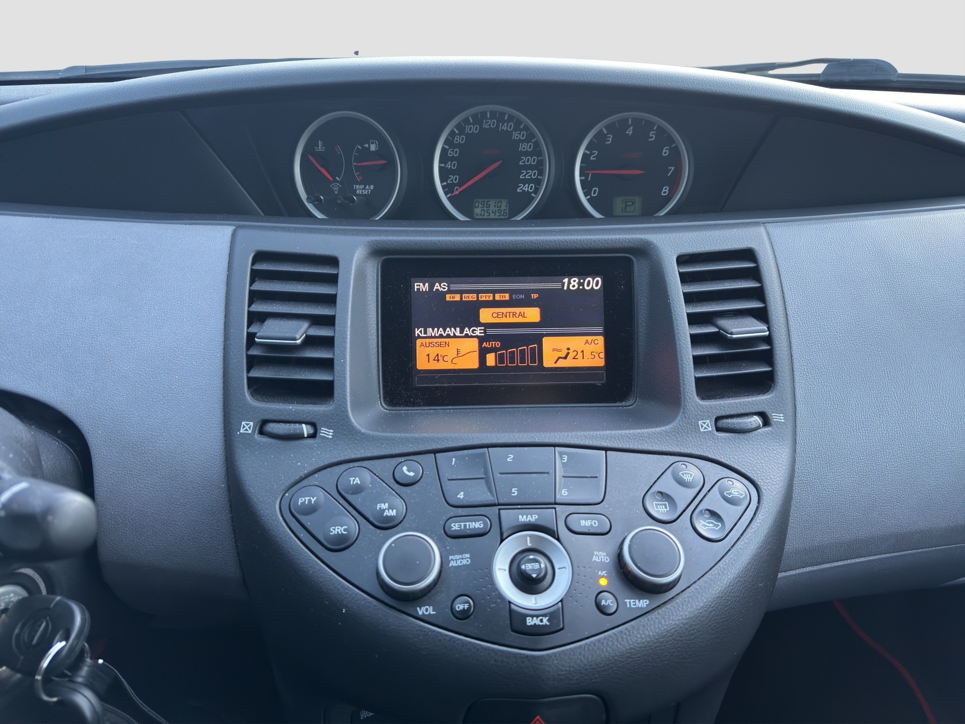 NISSAN Primera 2.0 tekna-image-3