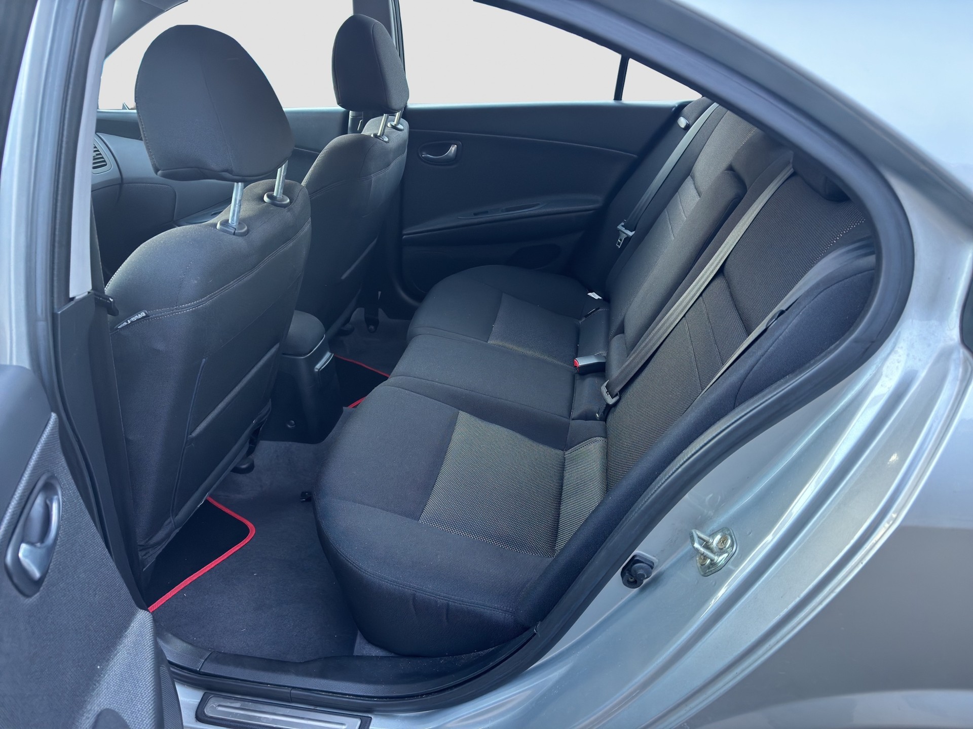 NISSAN Primera 2.0 tekna-image-8