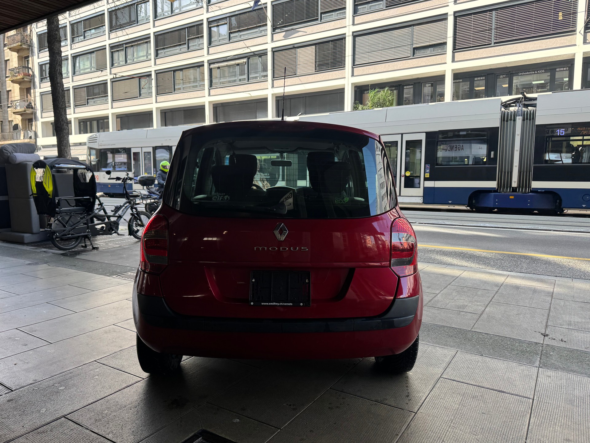 RENAULT Modus 1.2 16V Authentique-image-4