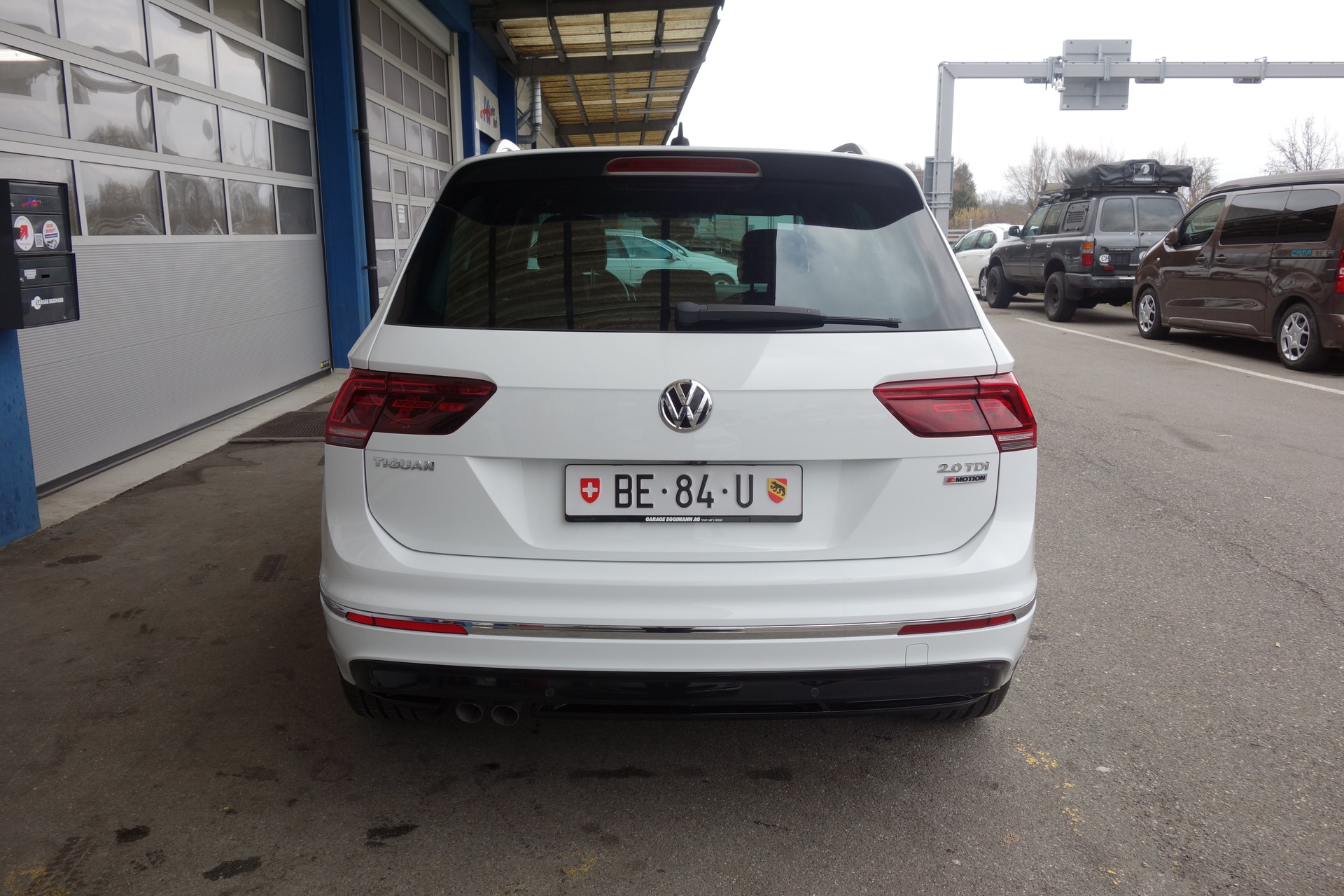 VW Tiguan 2.0 TDI SCR R-Line 4Motion DSG-image-4