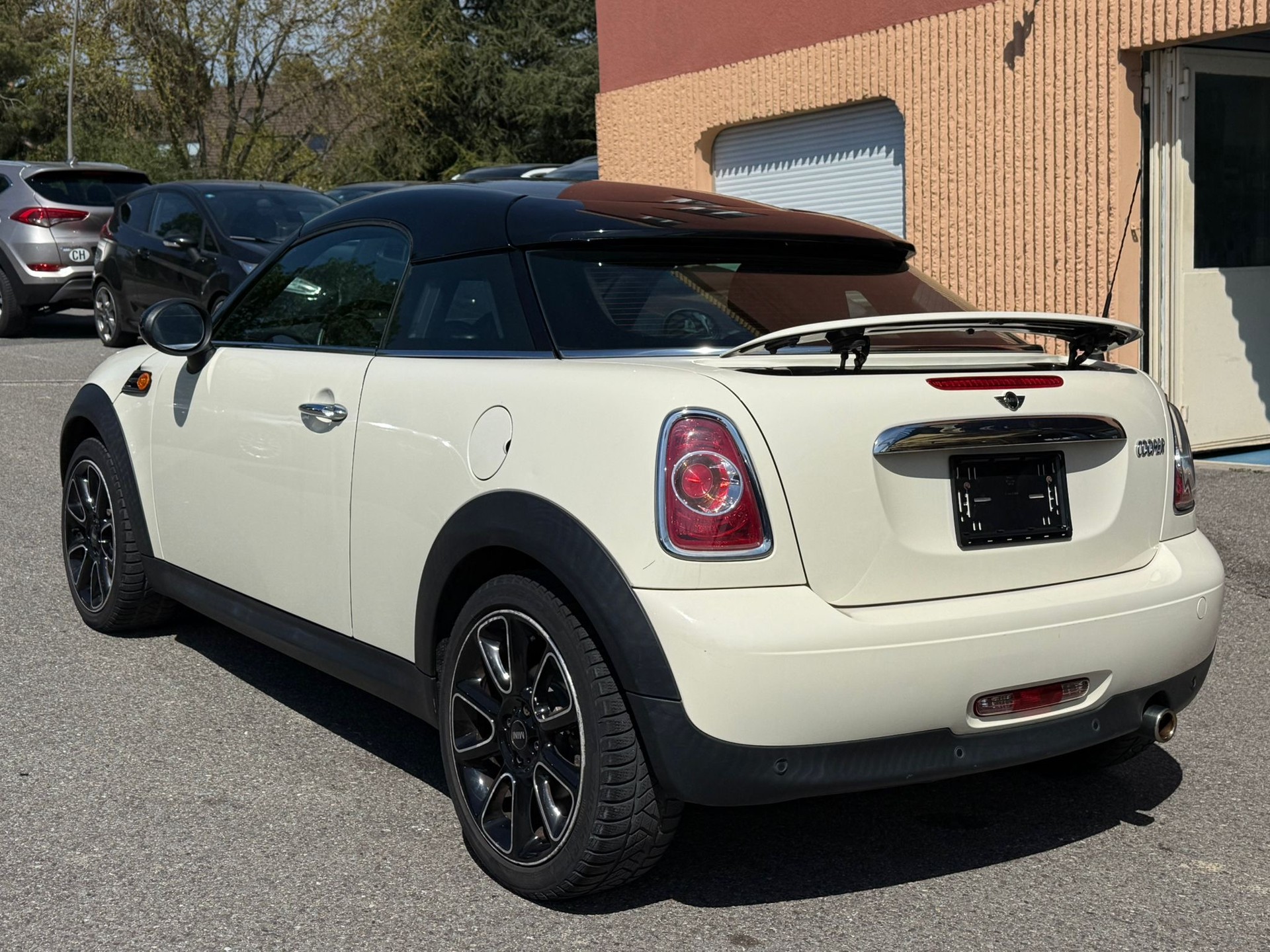 MINI Cooper Coupé-image-2