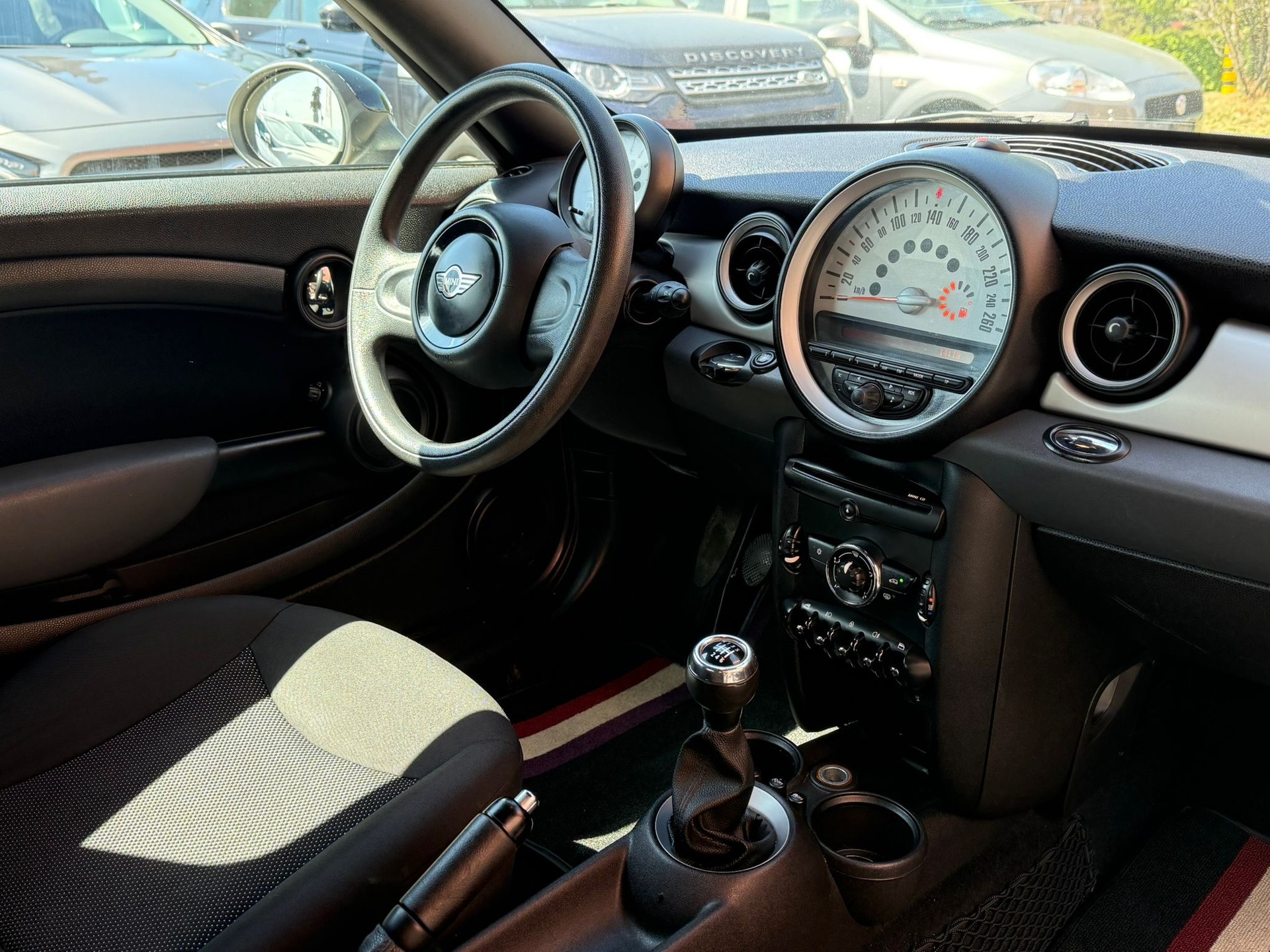 MINI Cooper Coupé-image-10