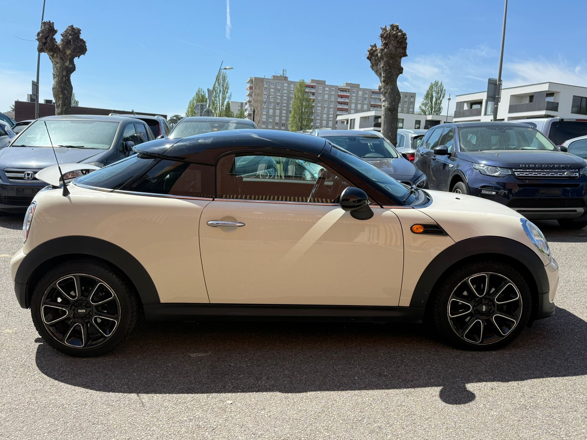 MINI Cooper Coupé-image-1