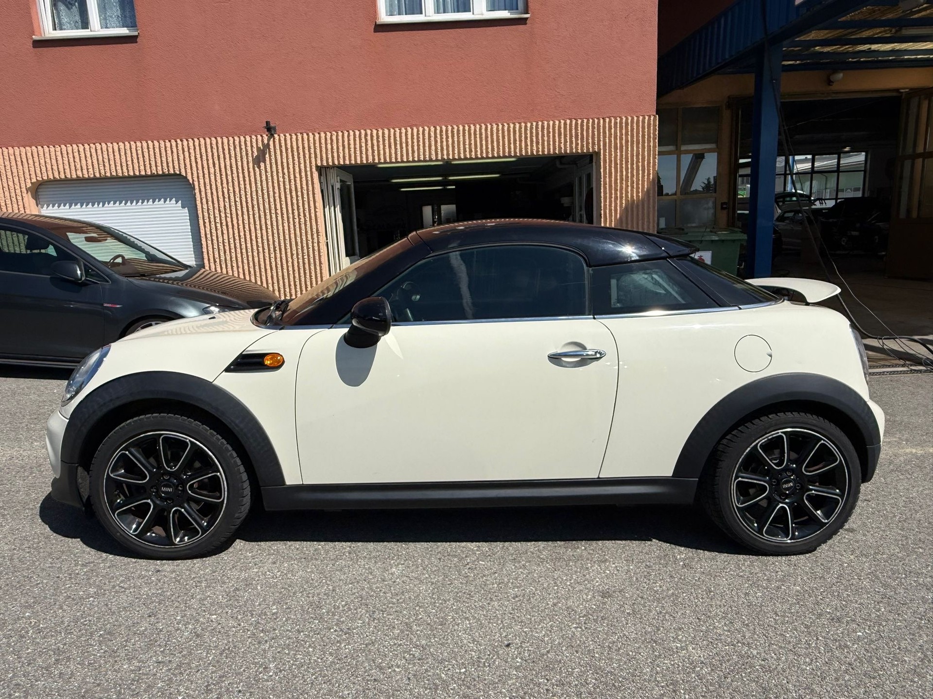 MINI Cooper Coupé-image-5