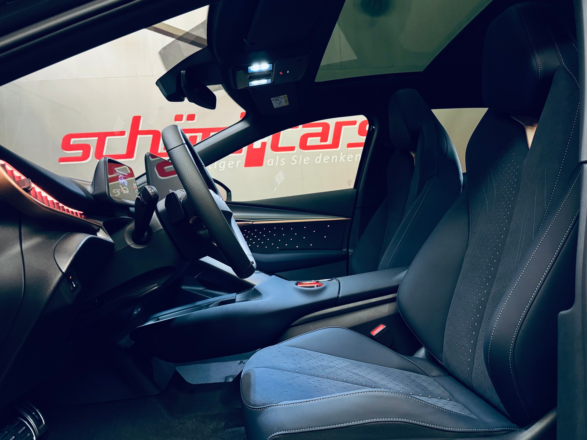 CUPRA Tavascan Type 9 77 kWh VZ Adrenaline-image-16