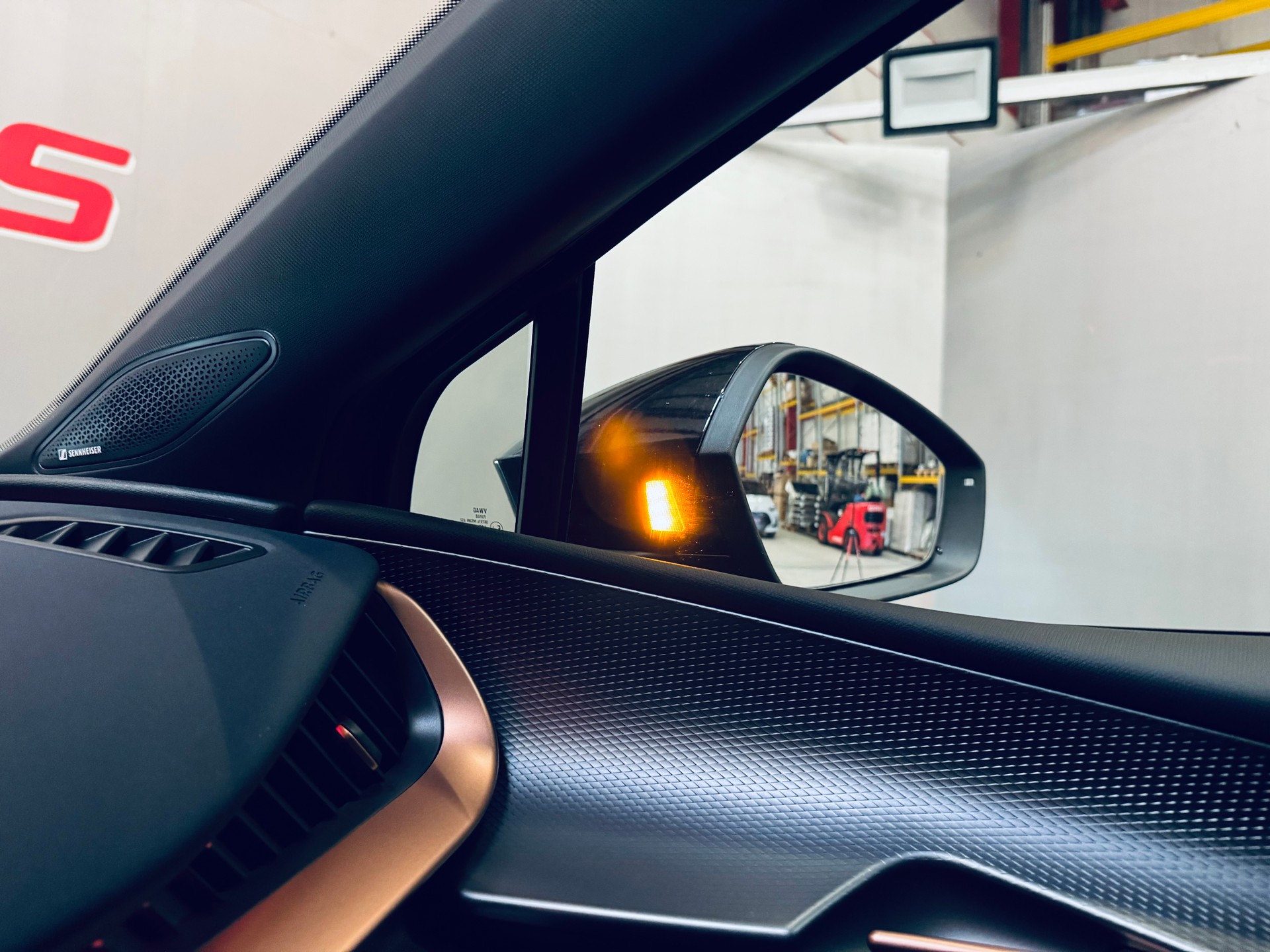 CUPRA Tavascan Type 9 77 kWh VZ Adrenaline-image-37