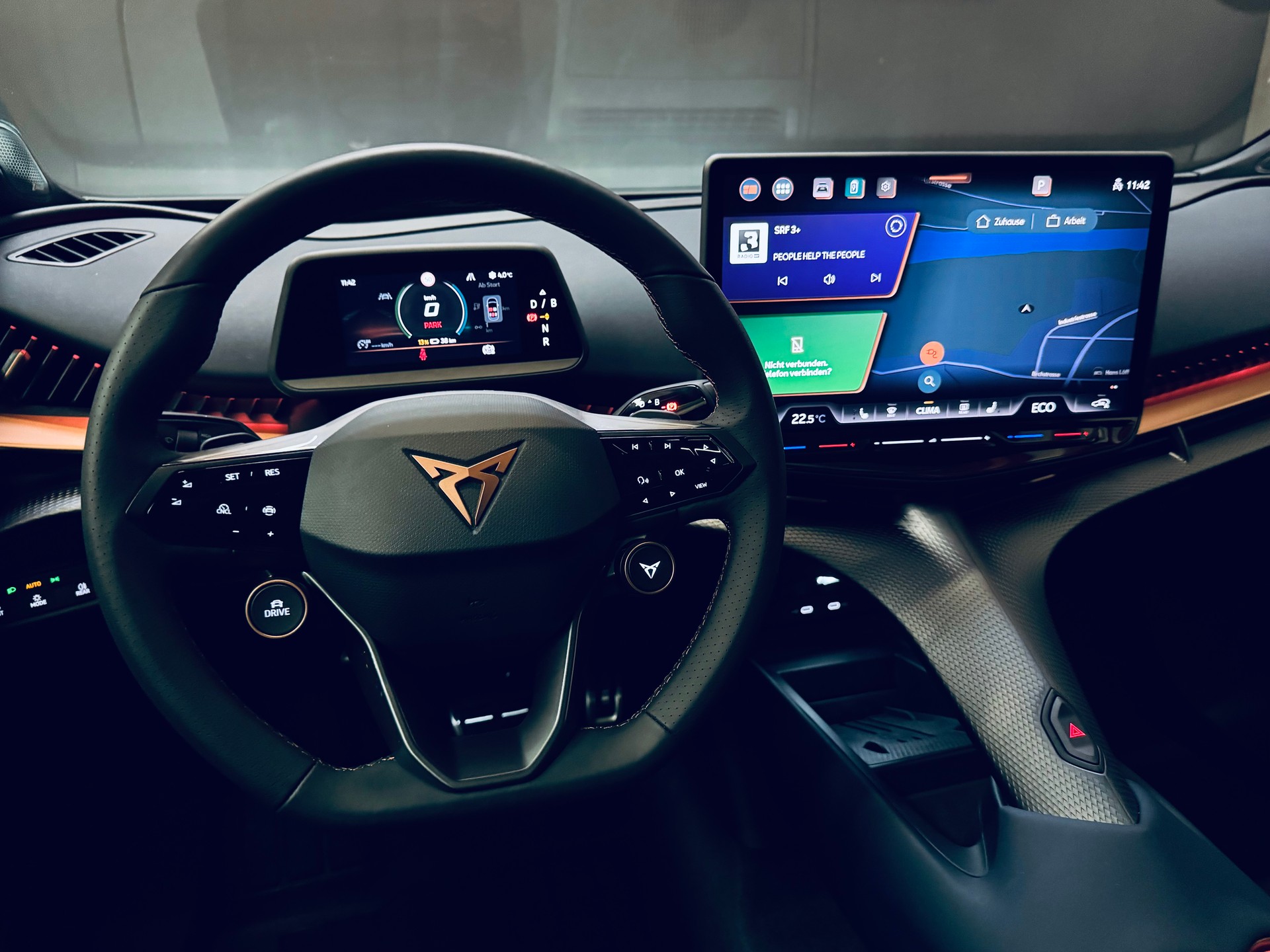 CUPRA Tavascan Type 9 77 kWh VZ Adrenaline-image-23