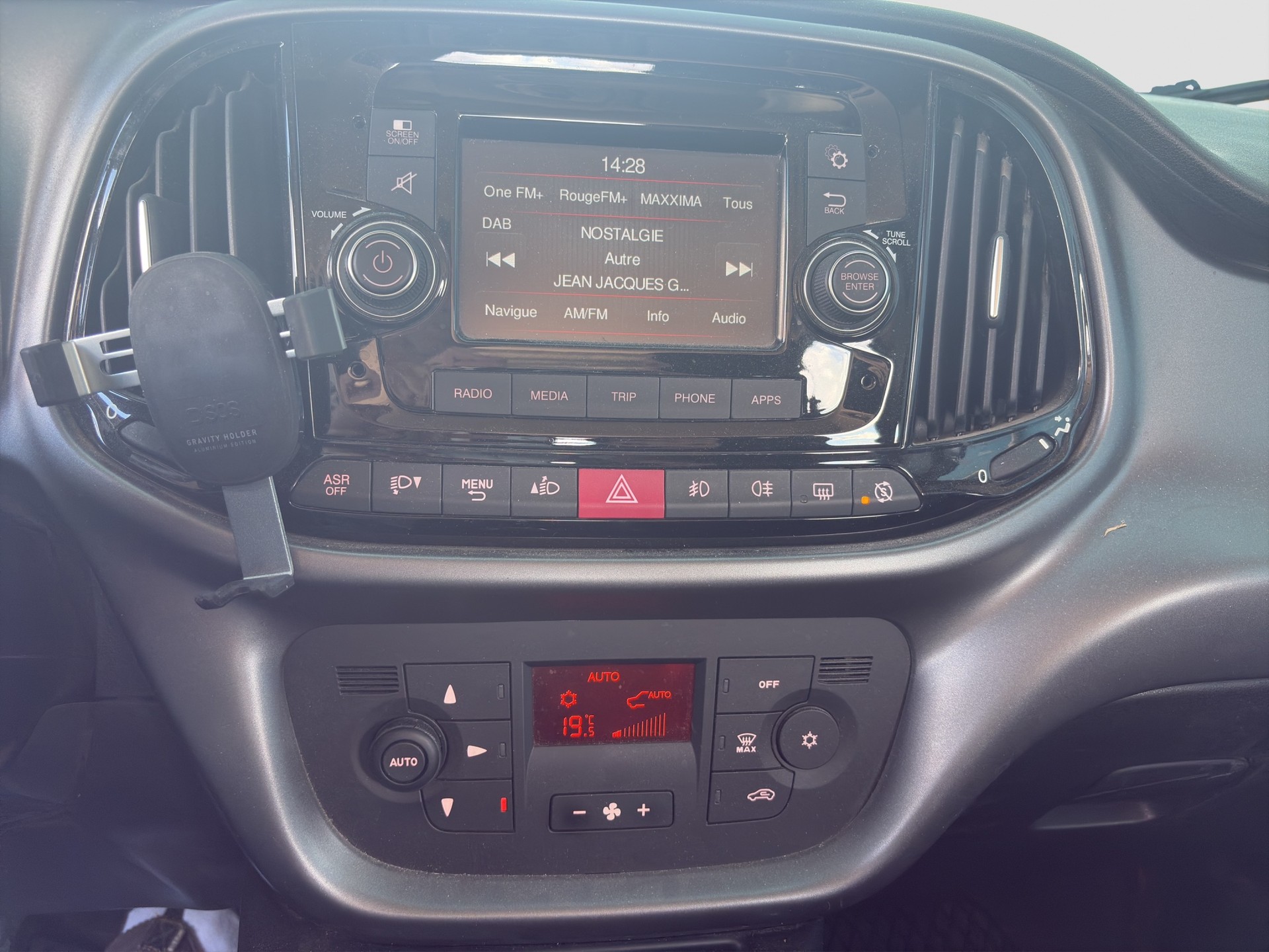 FIAT Doblò 1.6 Multi Jet Easy-image-11