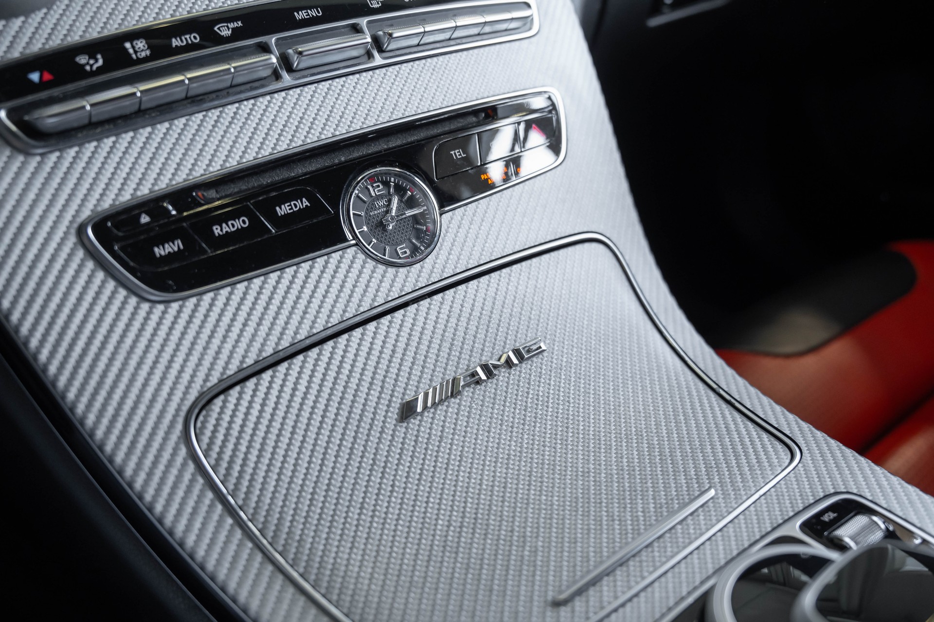 MERCEDES-BENZ C 63 AMG Speedshift-image-24