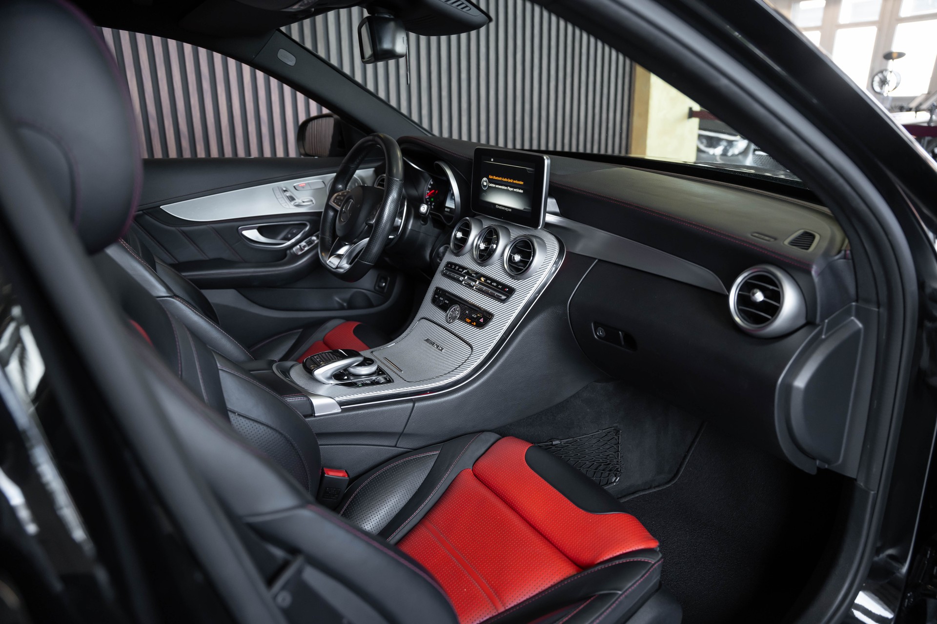 MERCEDES-BENZ C 63 AMG Speedshift-image-16