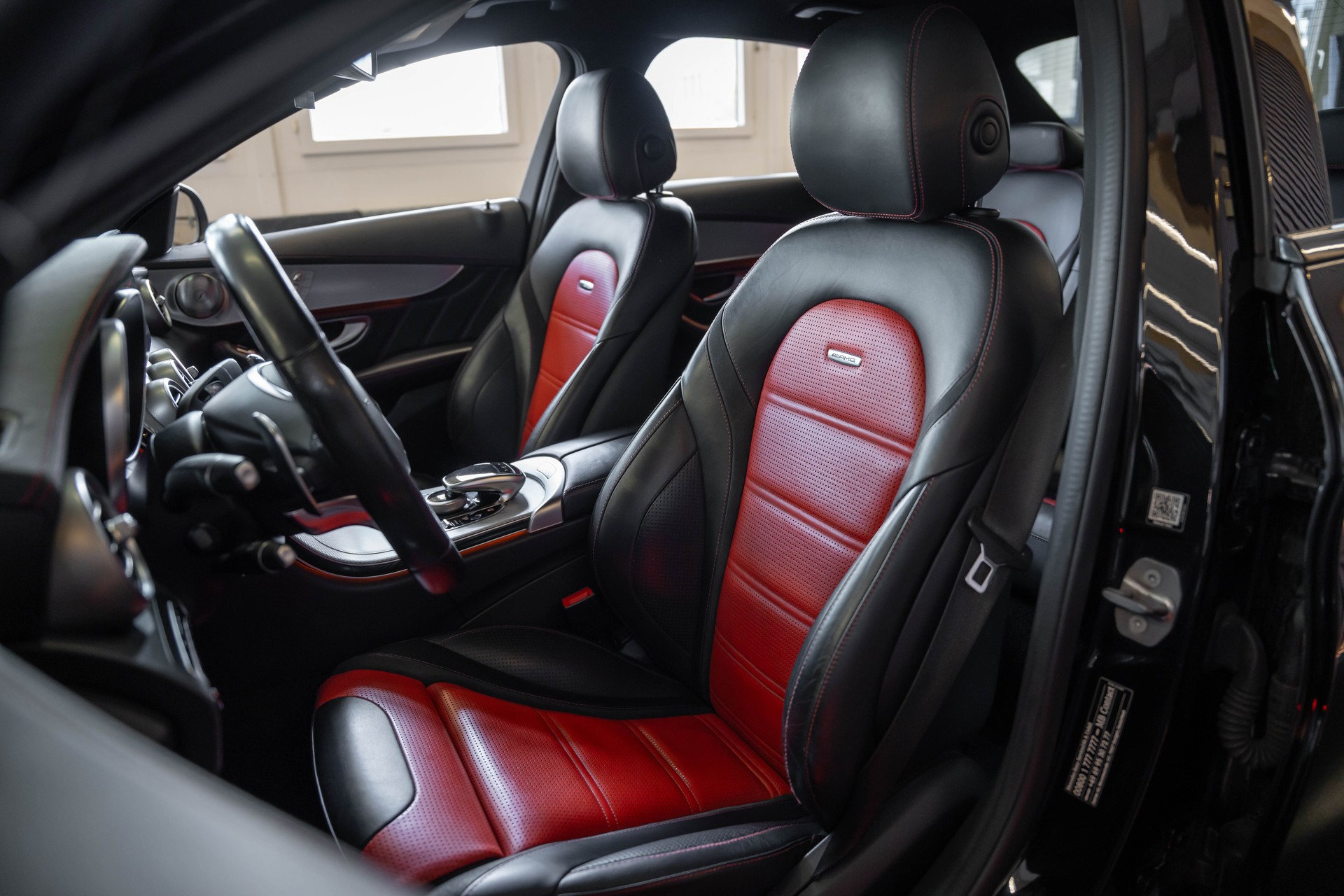 MERCEDES-BENZ C 63 AMG Speedshift-image-13
