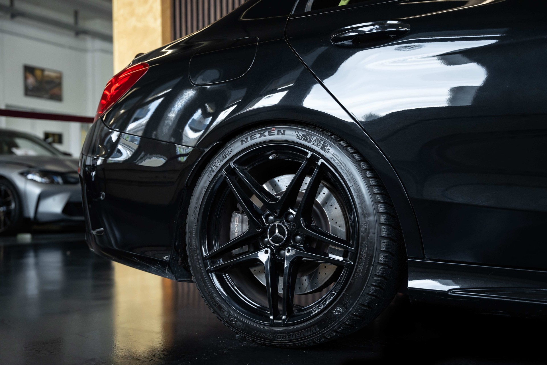 MERCEDES-BENZ C 63 AMG Speedshift-image-10