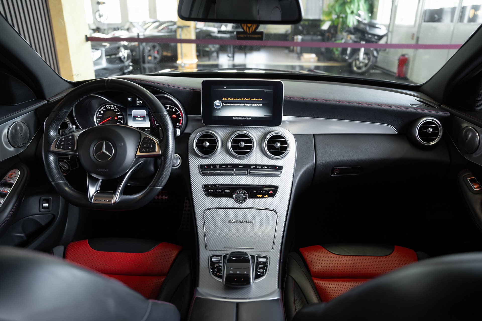 MERCEDES-BENZ C 63 AMG Speedshift-image-11
