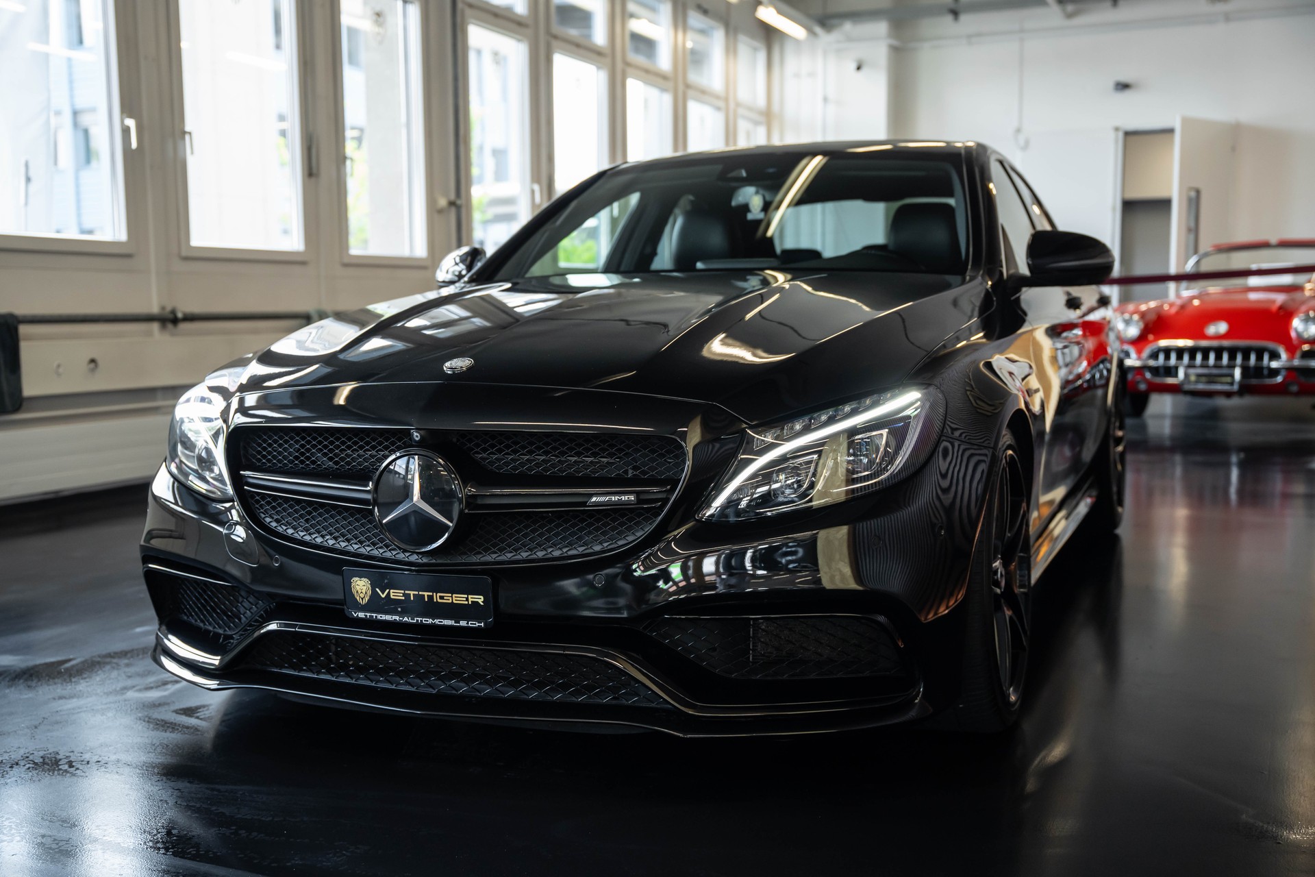MERCEDES-BENZ C 63 AMG Speedshift-showroom-element-2