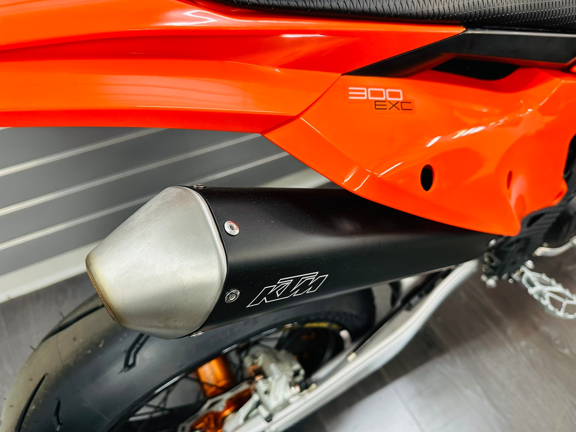 KTM 300 EXC Supermoto-image-3