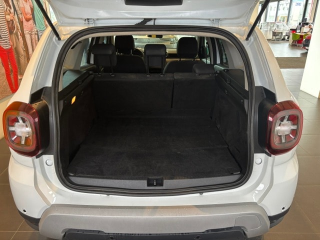 DACIA Duster TCe 150 Celebration 4x4-image-7