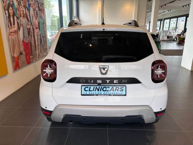 DACIA Duster TCe 150 Celebration 4x4-image-6