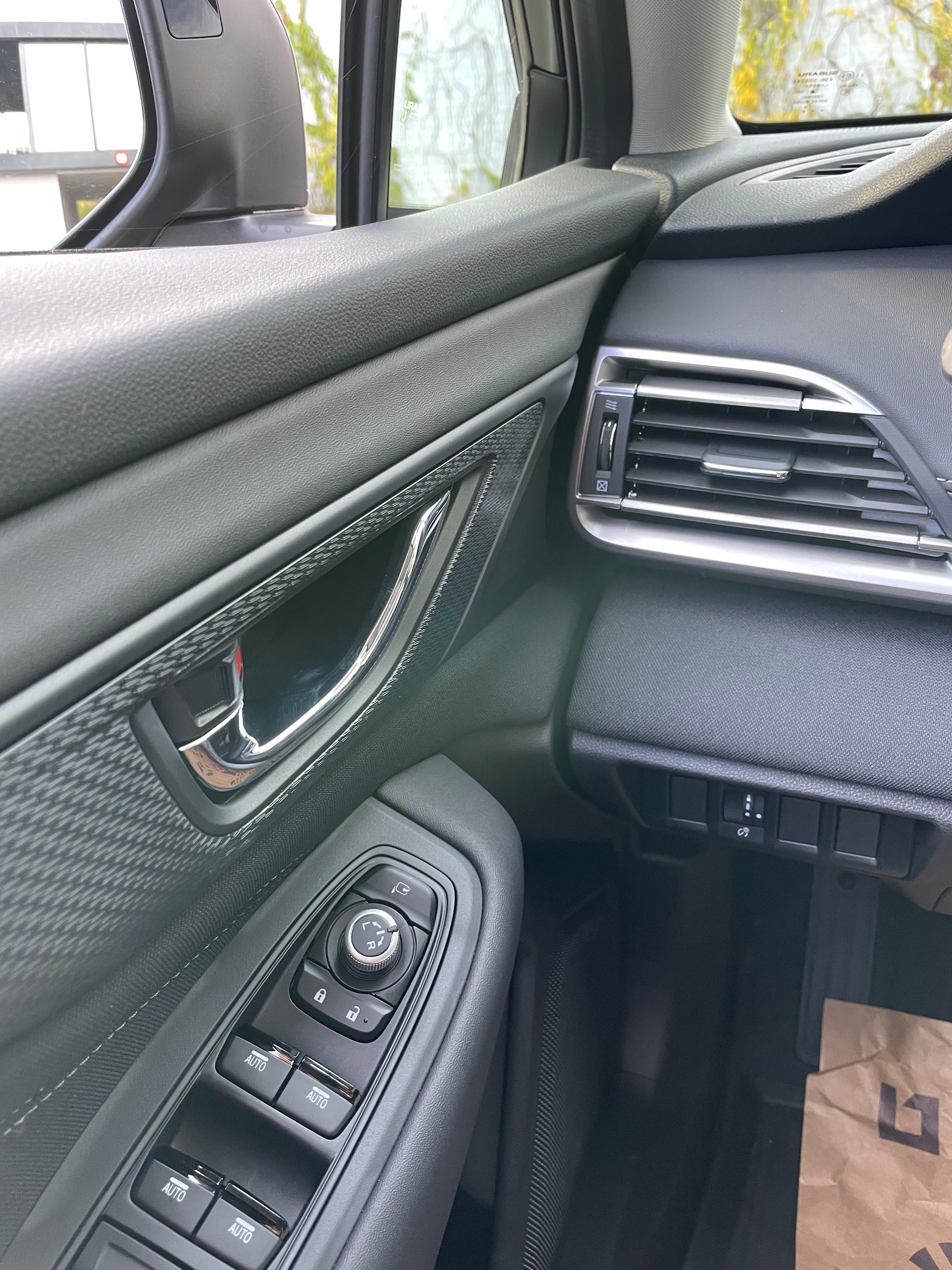 SUBARU Outback 2.5i Advantage AWD Lineartronic-image-22