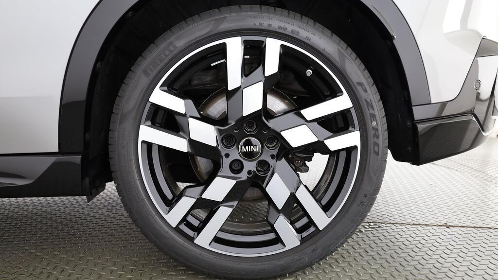 MINI Countryman S ALL4-image-9
