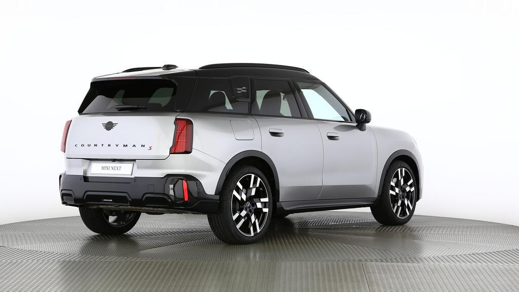 MINI Countryman S ALL4-image-4