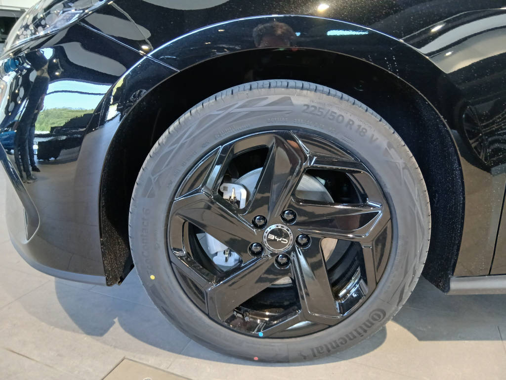 BYD Seal 6 DM-i Touring Comfort-image-6