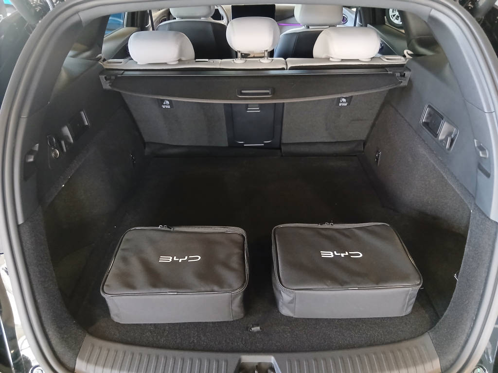 BYD Seal 6 DM-i Touring Comfort-image-12