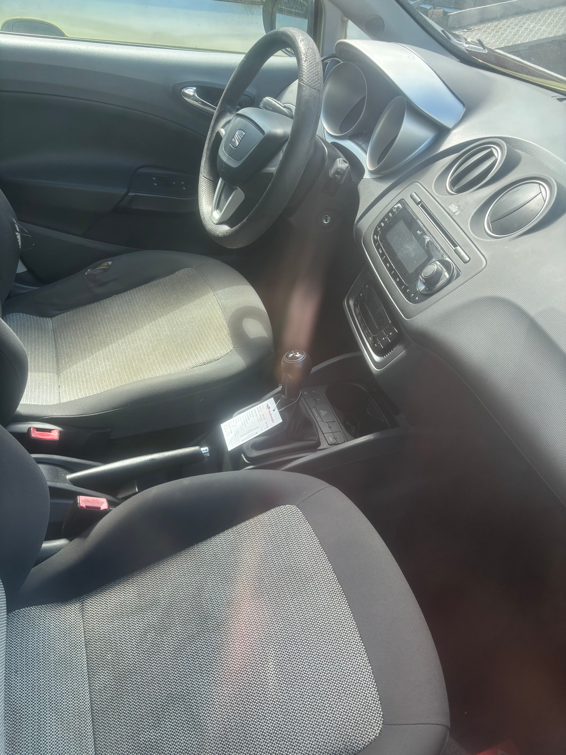 SEAT Ibiza SC 1.4 Stylance-image-2