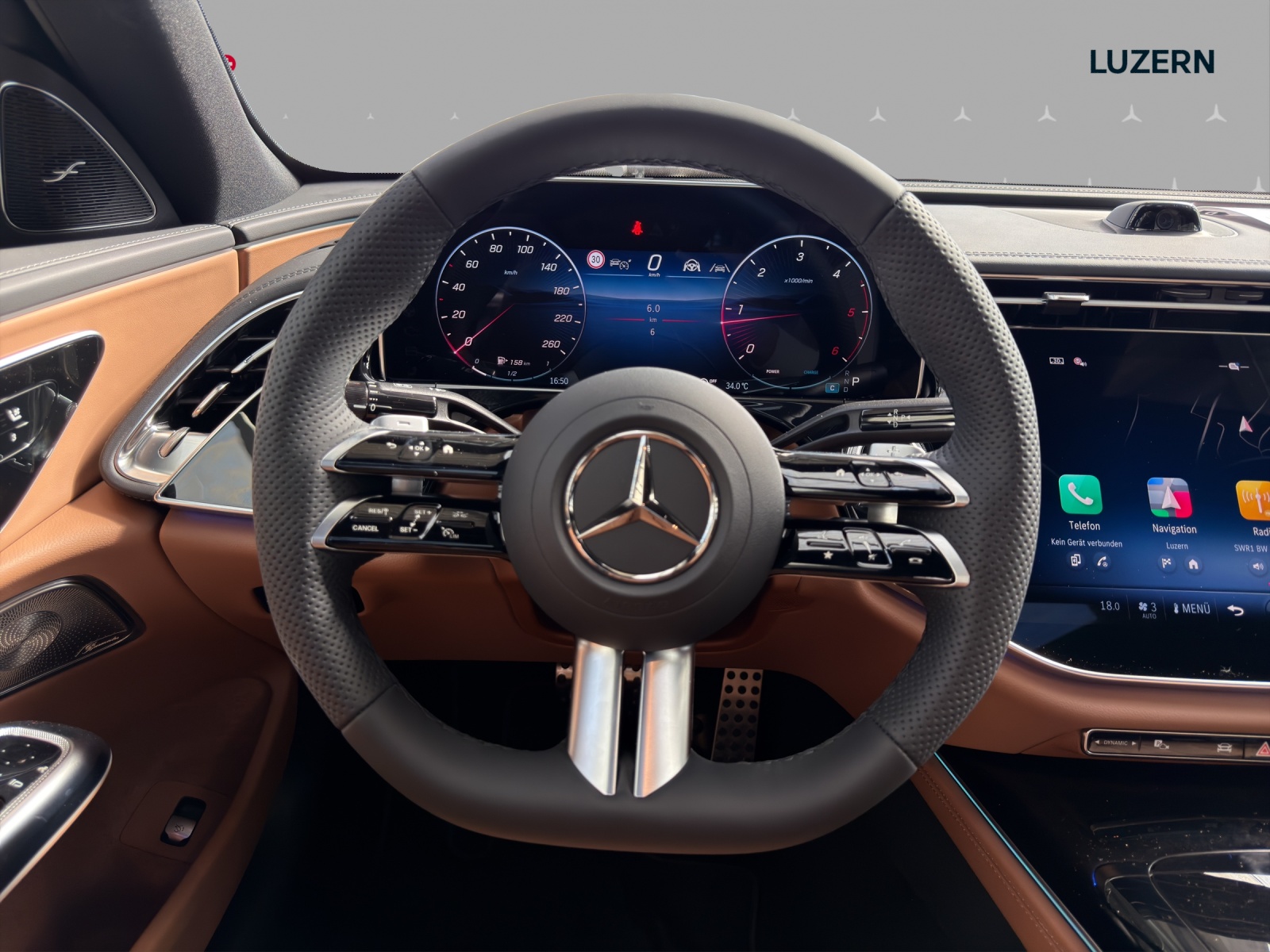 MERCEDES-BENZ E 220 d T 4Matic 9G-Tronic-image-9
