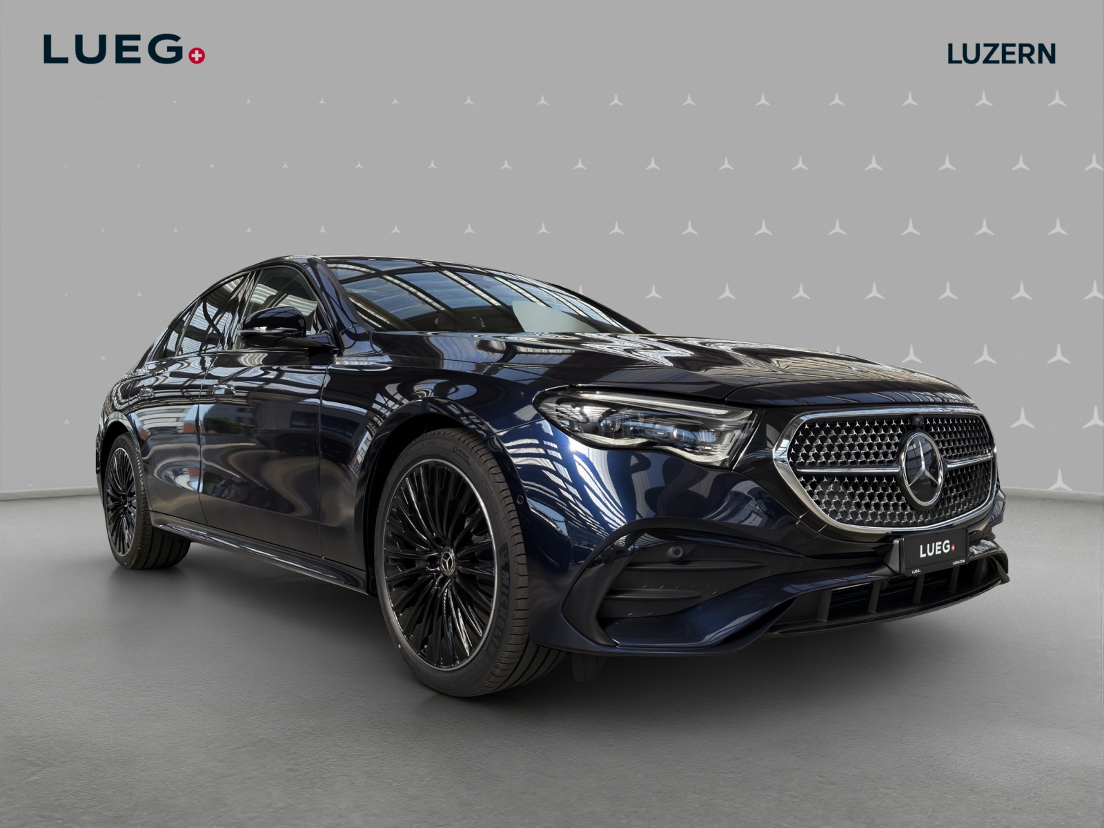 MERCEDES-BENZ E 220 d T 4Matic 9G-Tronic-image-4