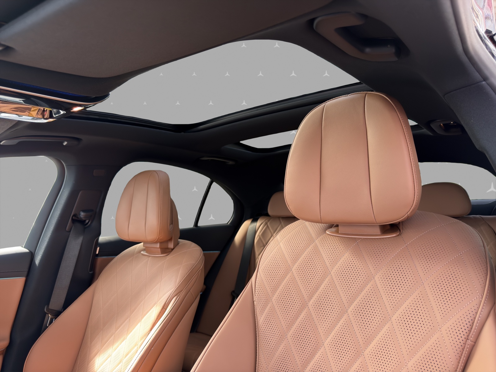 MERCEDES-BENZ E 220 d T 4Matic 9G-Tronic-image-8
