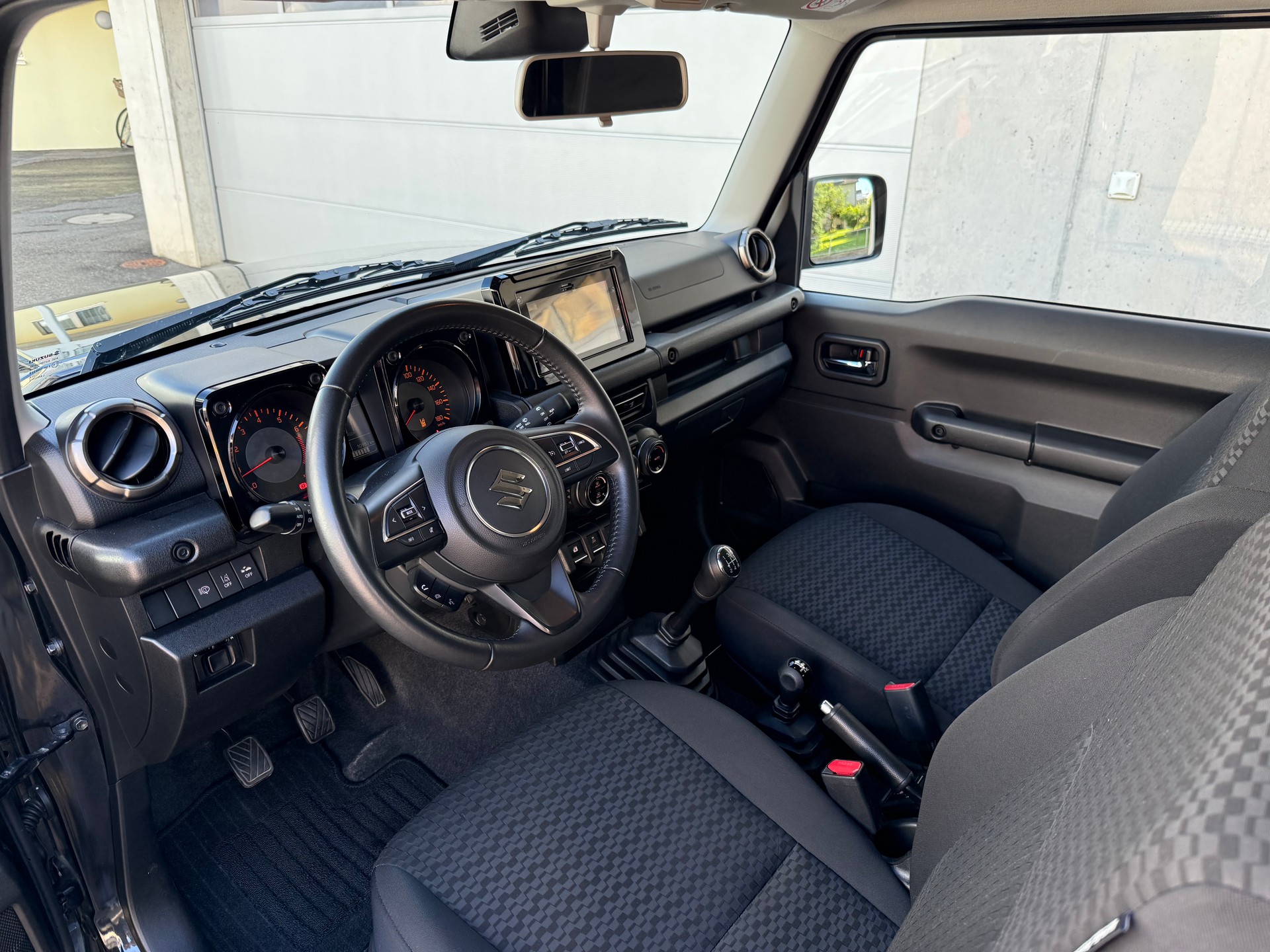 SUZUKI Jimny 1.5 Compact Top 4x4 / 4-Plätzer-image-7