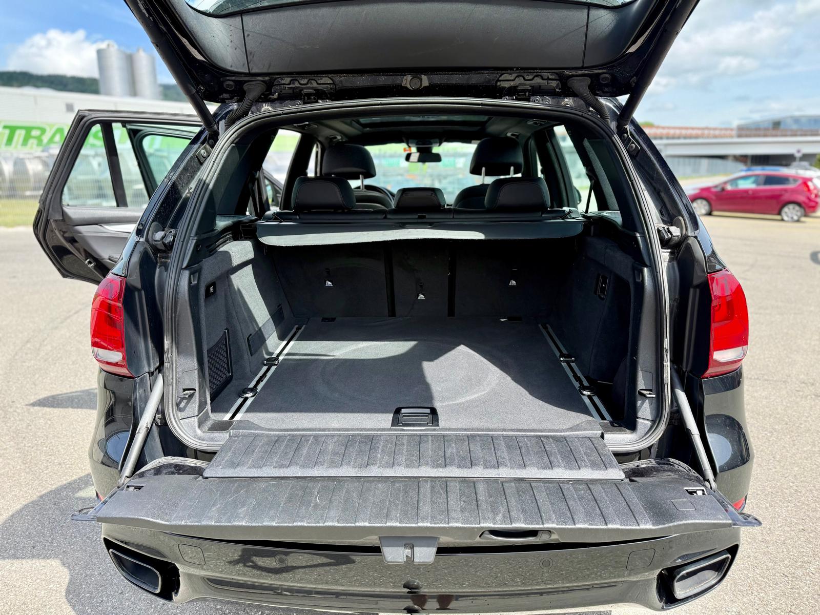 BMW X5 xDrive M50d Pure M Sport Plus Steptronic-image-13
