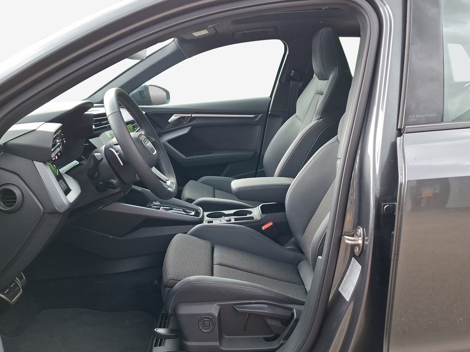 AUDI A3 Sportback 35 TFSI S line S-tronic-image-7